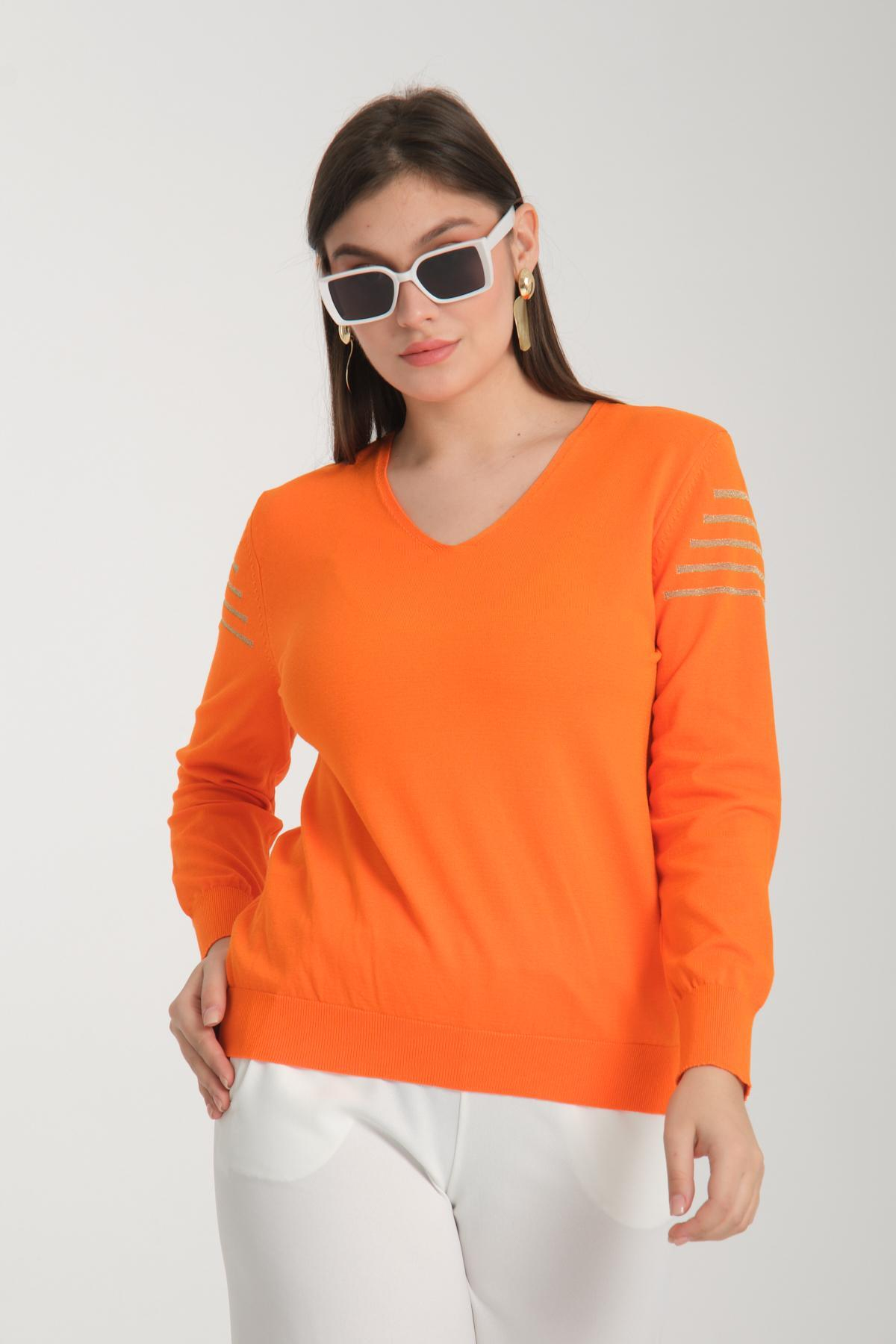 Wholesale Women Orange Glitter Garnished V Neck Knit Blouse 722623