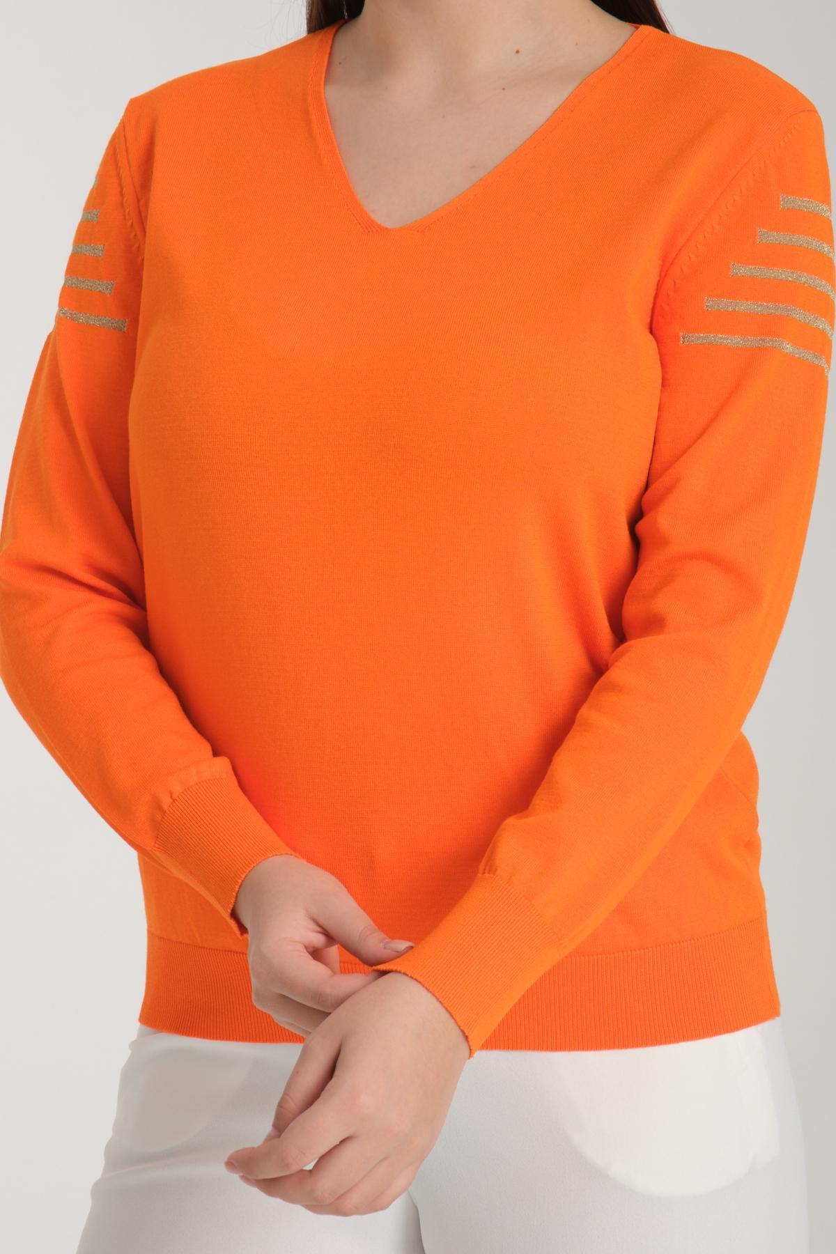 Wholesale Women Orange Glitter Garnished V Neck Knit Blouse 722623