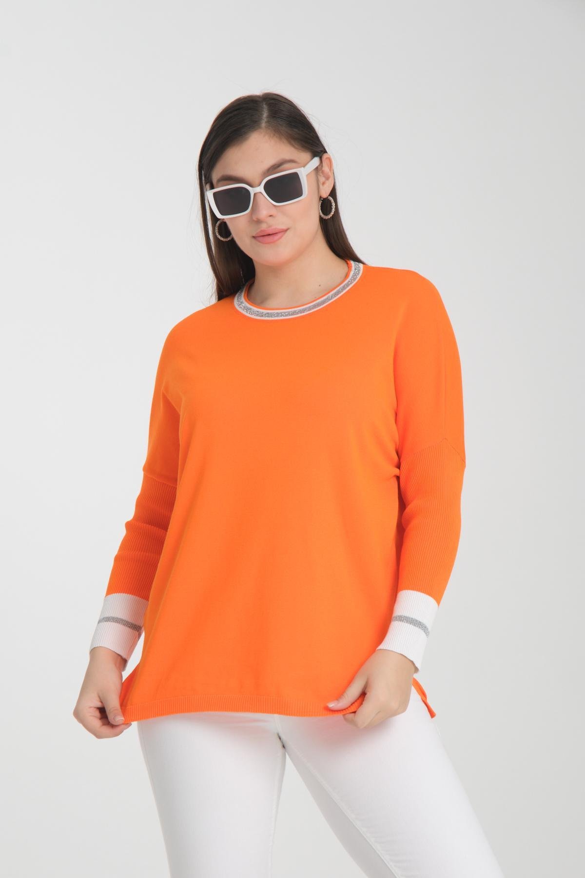Wholesale Women Orange Glitter Garnished Crew Neck Knit Blouse with Side Slits 722649