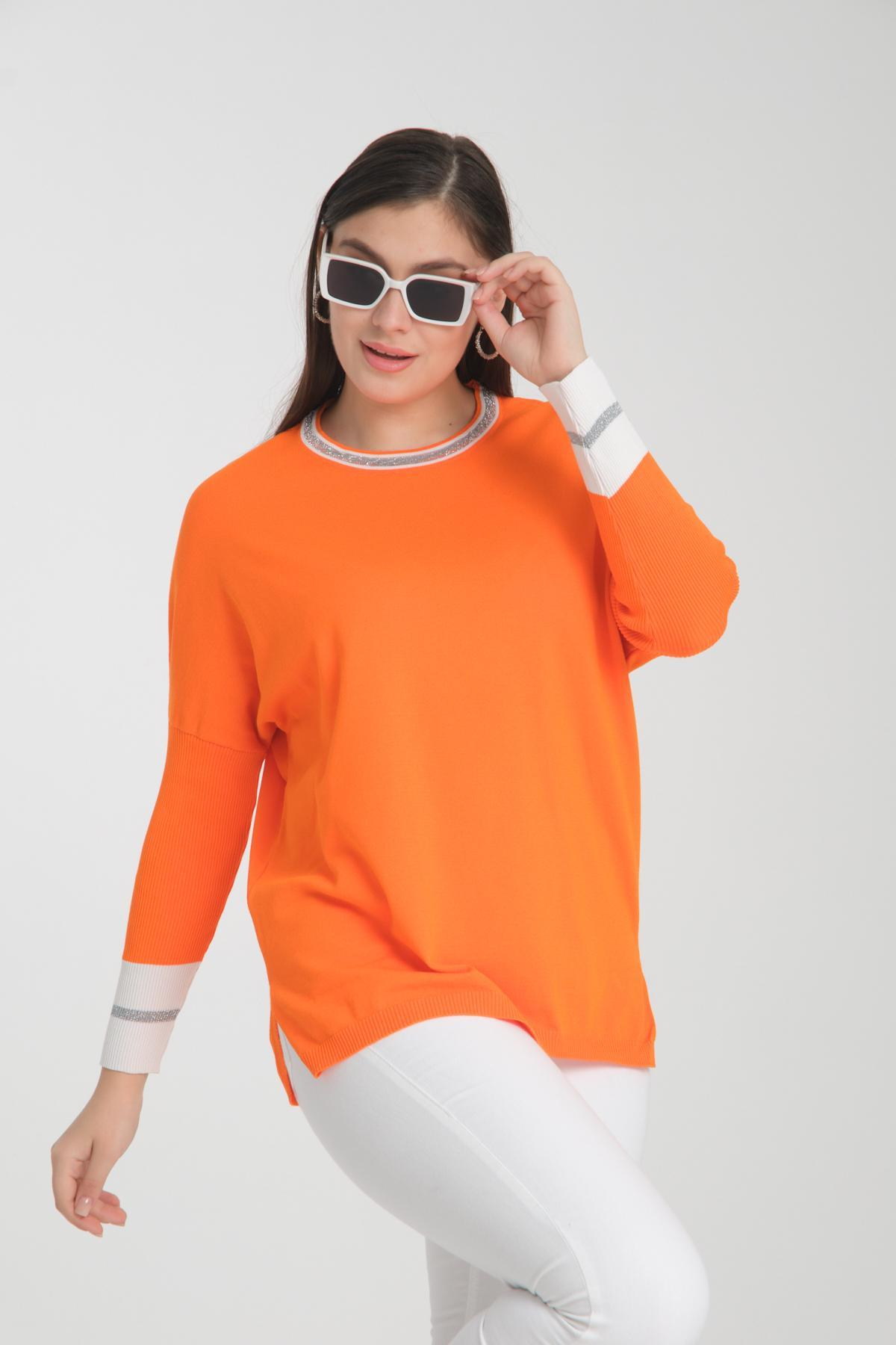 Wholesale Women Orange Glitter Garnished Crew Neck Knit Blouse with Side Slits 722649