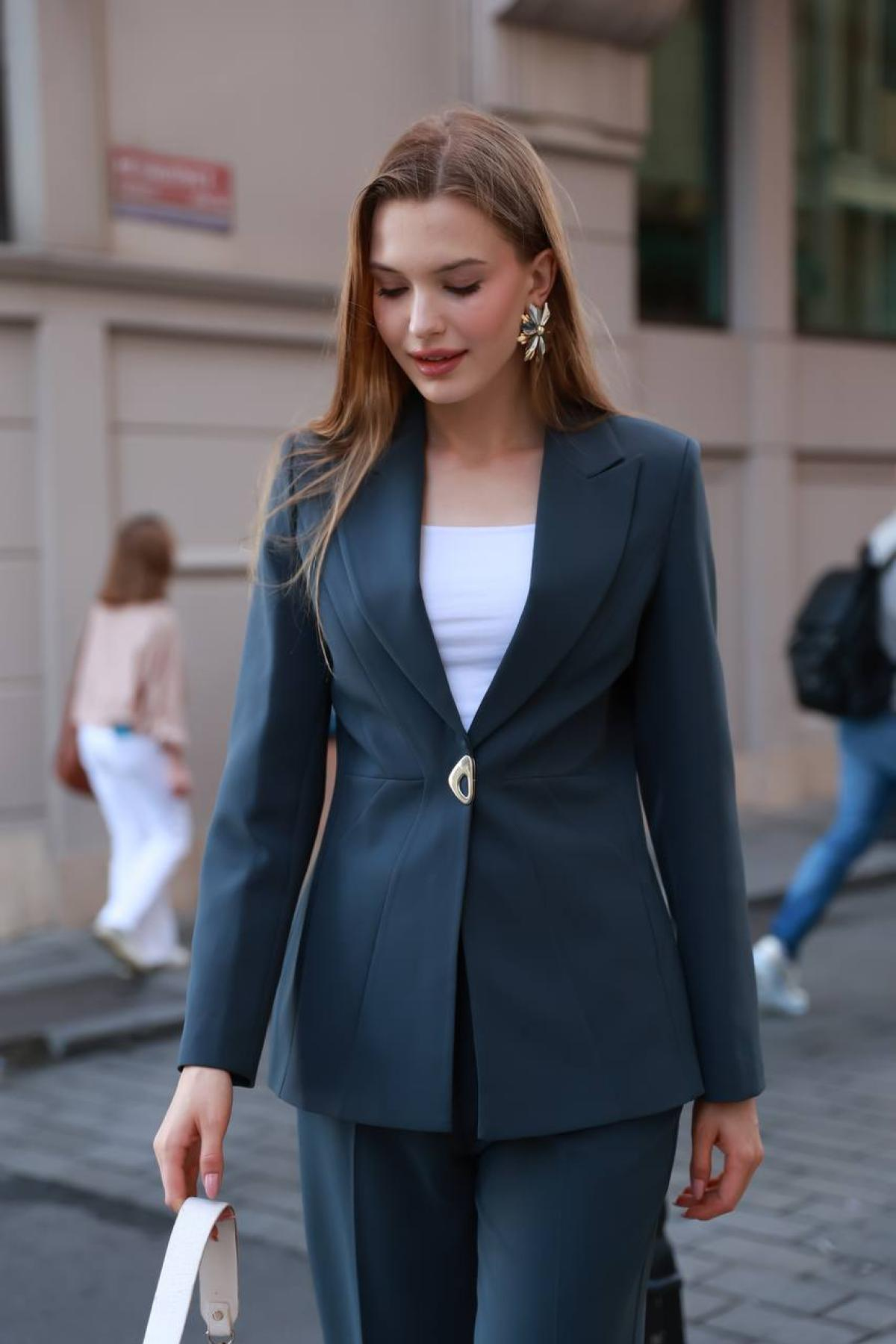 Wholesale Women Parliament Blue Two Piece Suit Blazer and Pants Set 718334