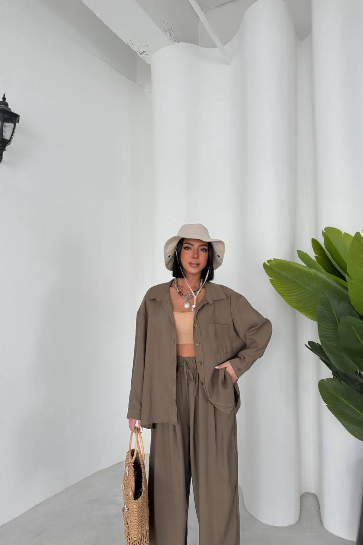 Wholesale Women Pastel Brown Shirt Trouser Set 731170