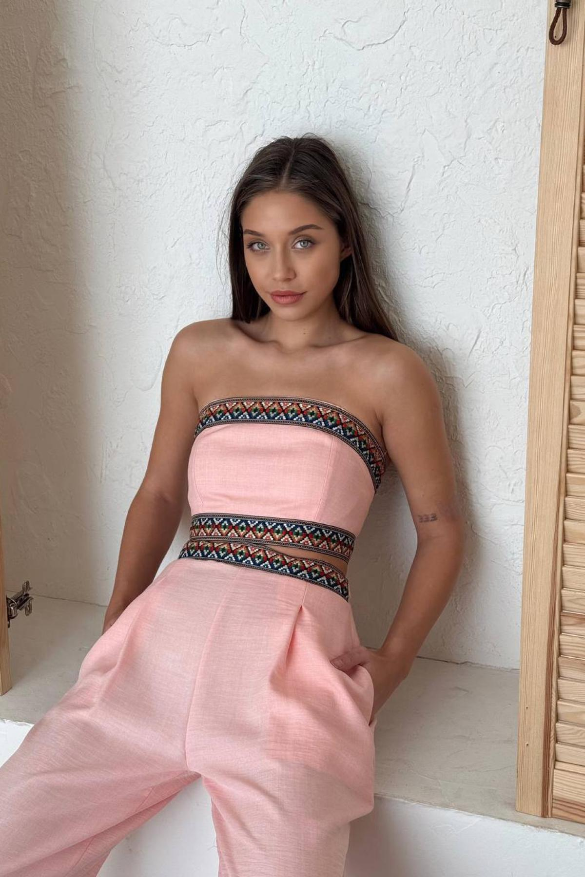 Wholesale Women Pink Suit 732224