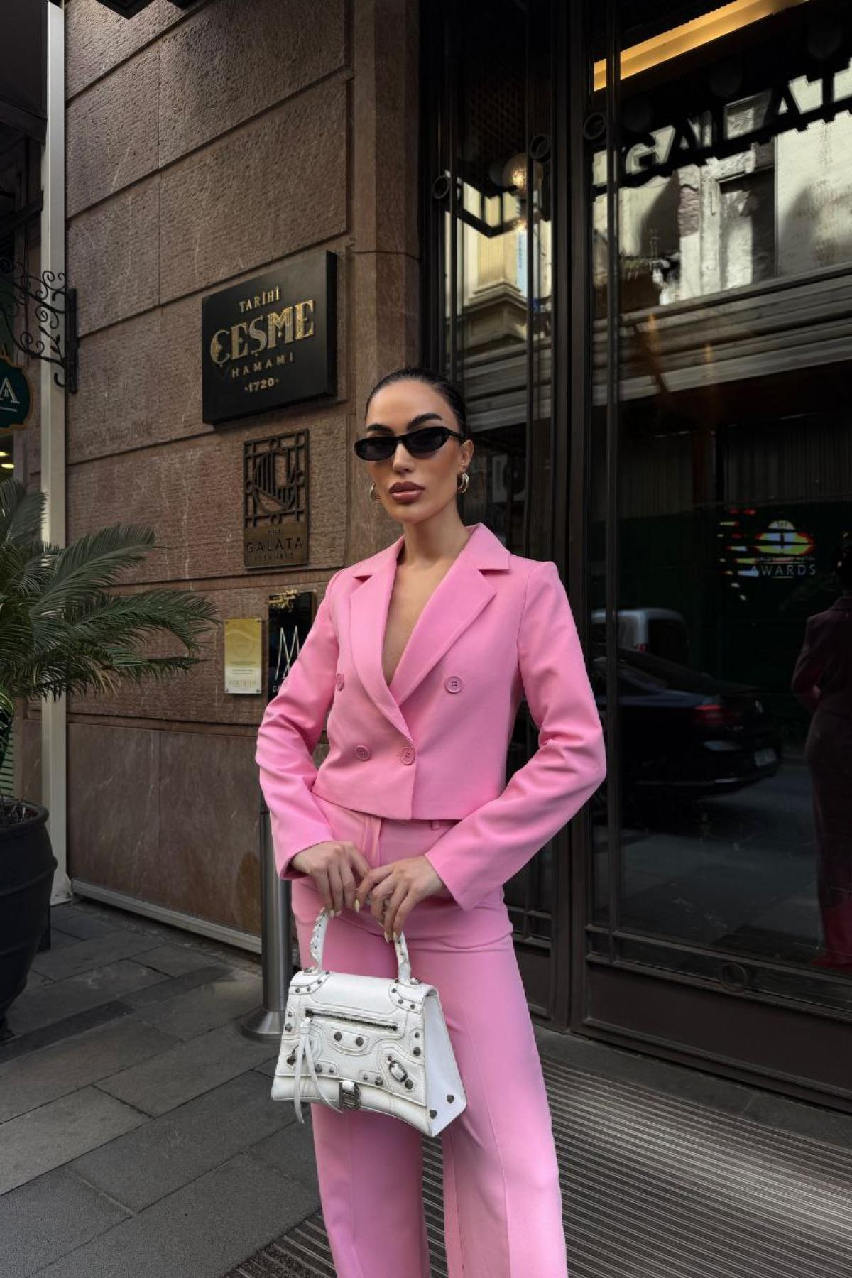 Wholesale Women Pink Yellow Two Piece Suit Blazer and Pants Set 737337