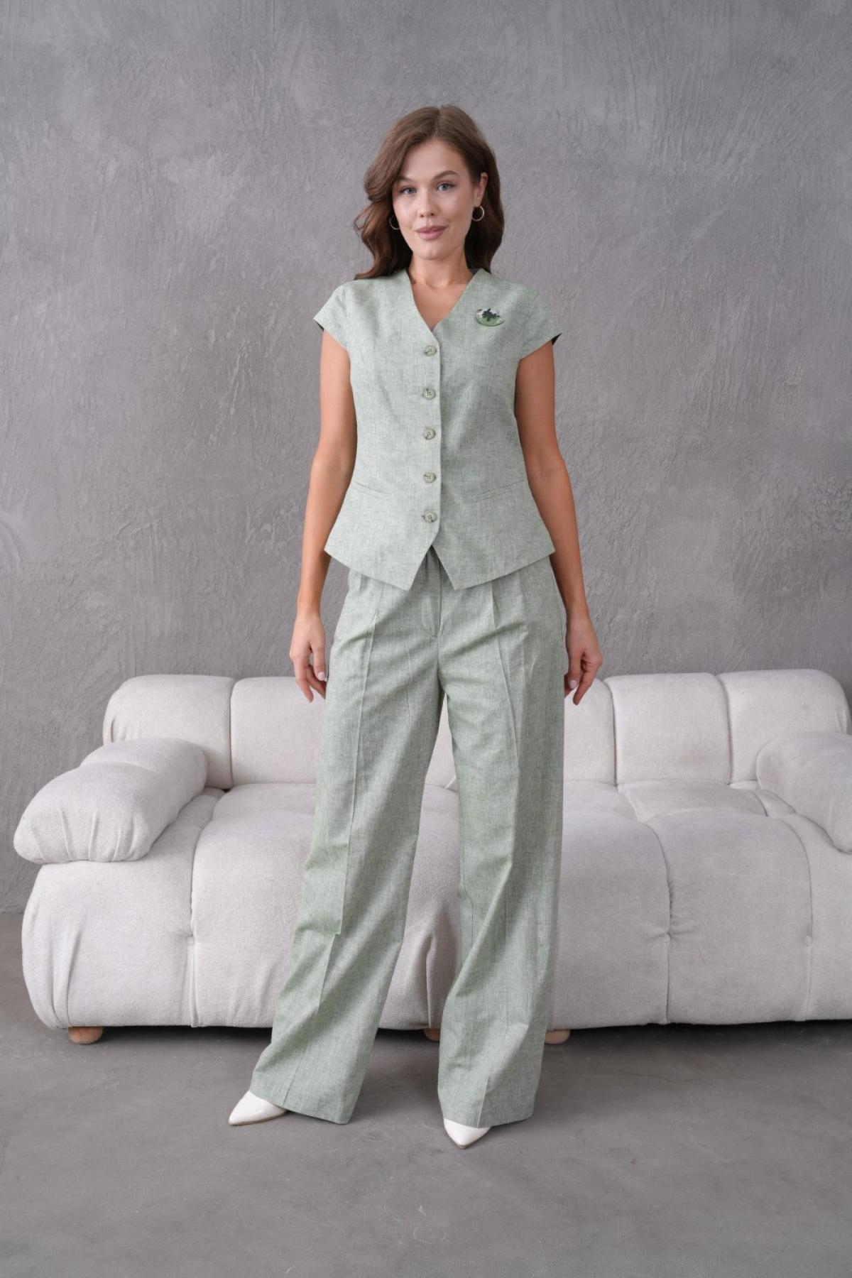 Wholesale Women Plus Size Green Brooch Linen Two Piece Suit  Vest and Pants Set 737192