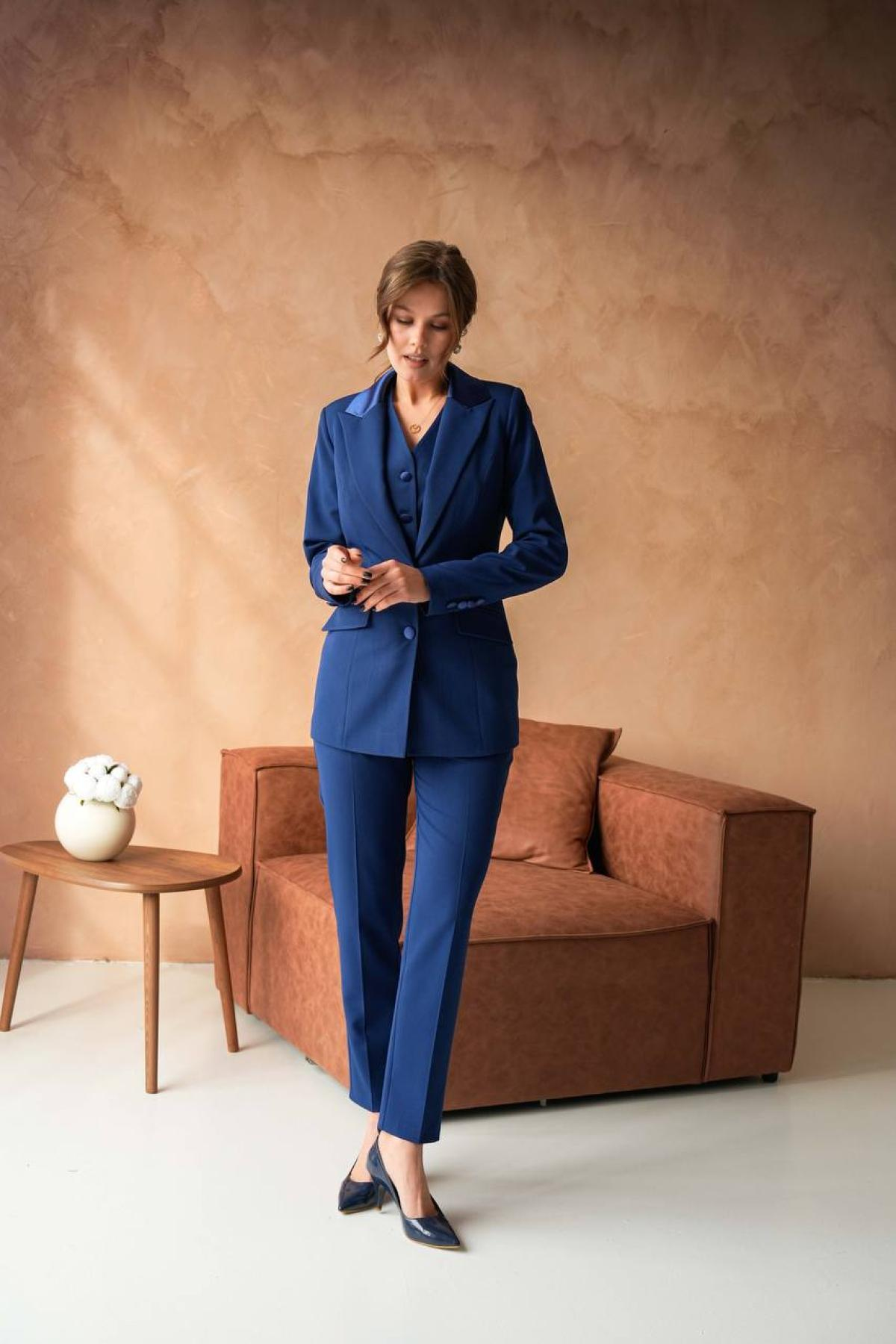 Wholesale Women Plus Size Midnight Blue Three Piece Suit 733518