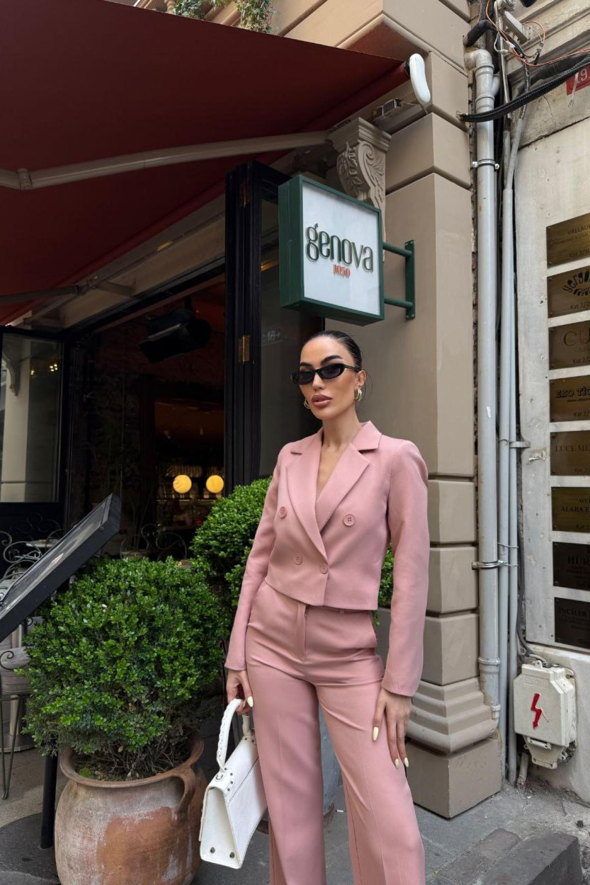 Wholesale Women Powder Two Piece Suit Blazer and Pants Set 737331