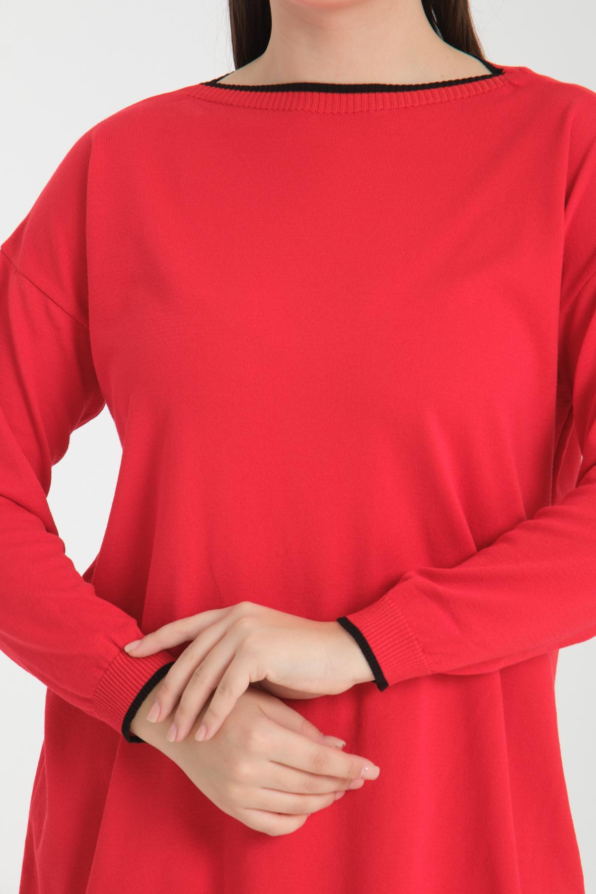 Wholesale Women Red Garnished Boat Neck Knit Blouse 722657