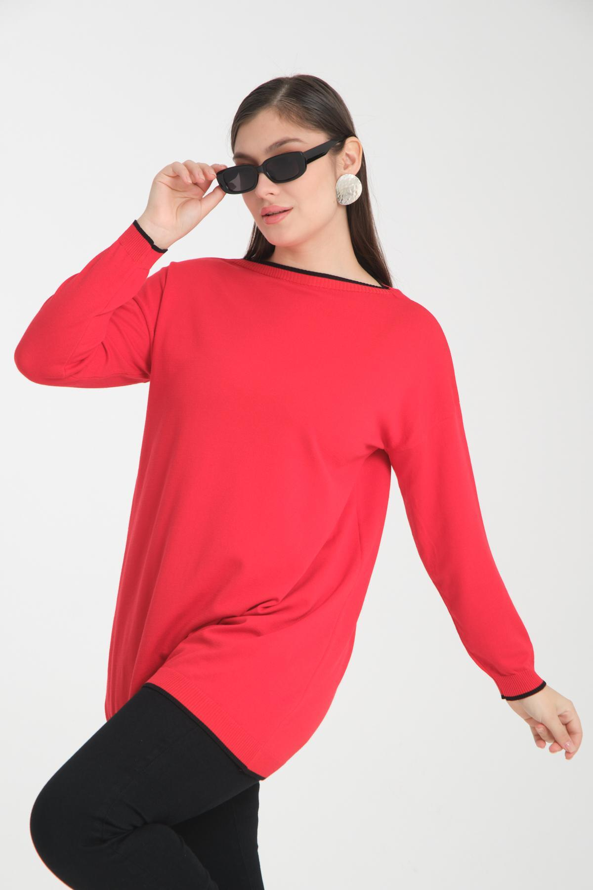 Wholesale Women Red Garnished Boat Neck Knit Blouse 722657