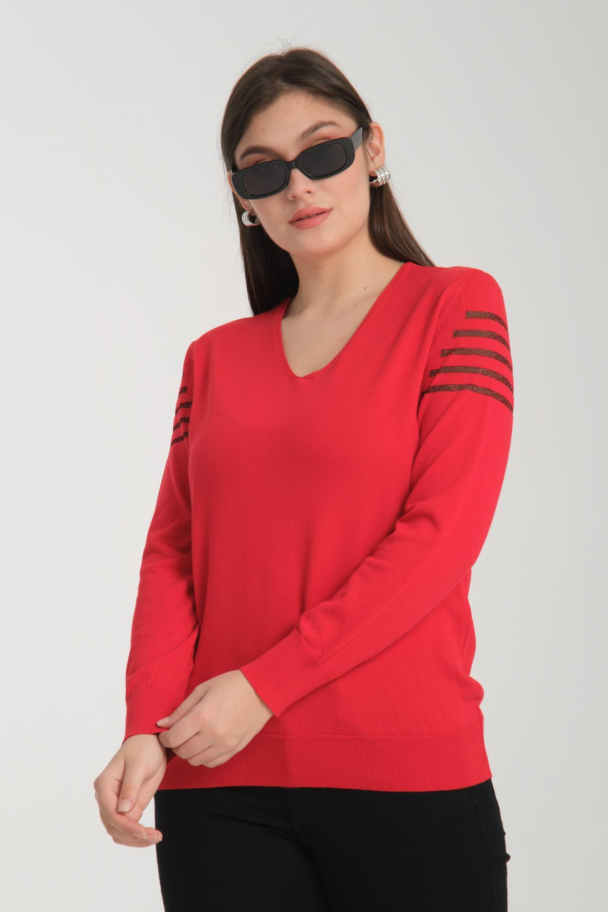 Wholesale Women Red Glitter Garnished V Neck Knit Blouse 722619