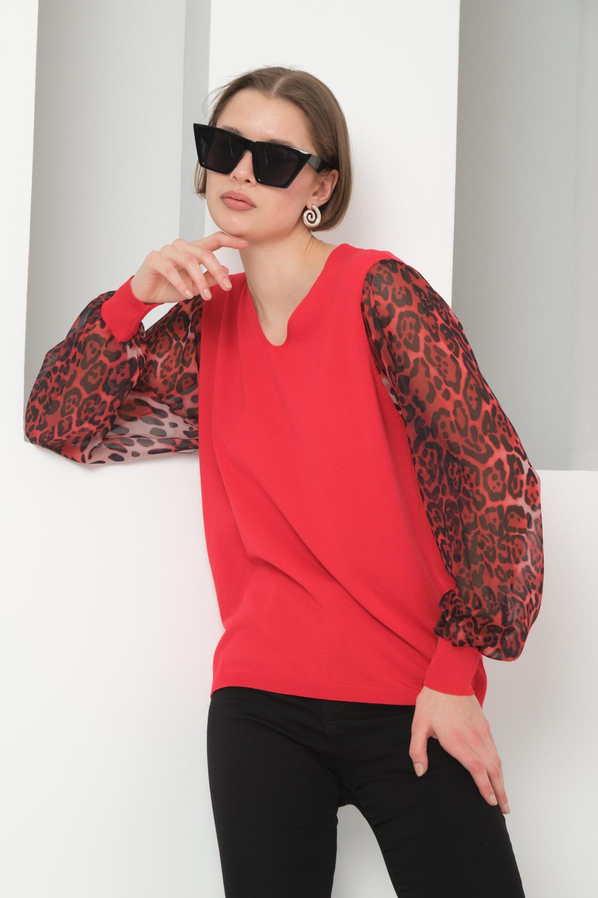 Wholesale Women Red V Neck Knit Blouse with Chiffon Sleeves 724782