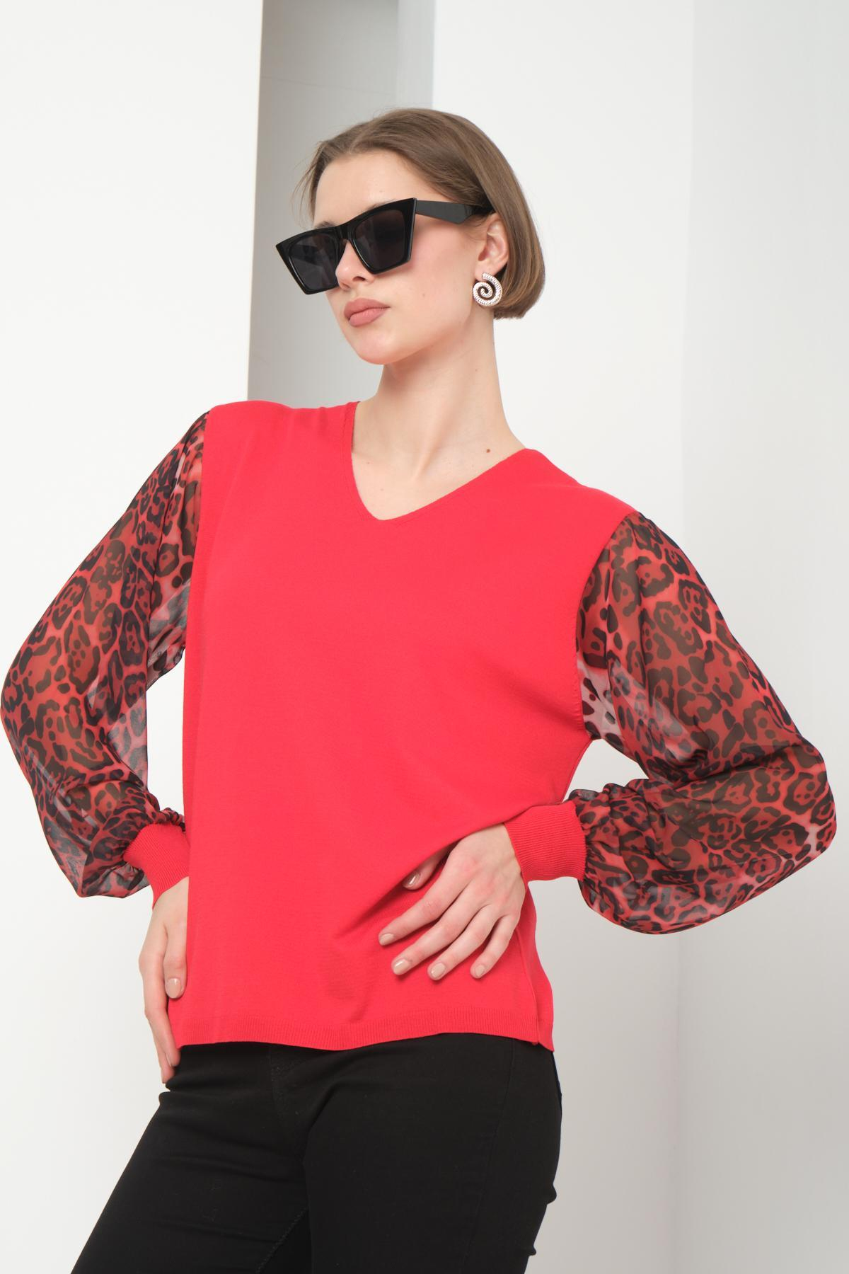 Wholesale Women Red V Neck Knit Blouse with Chiffon Sleeves 724782
