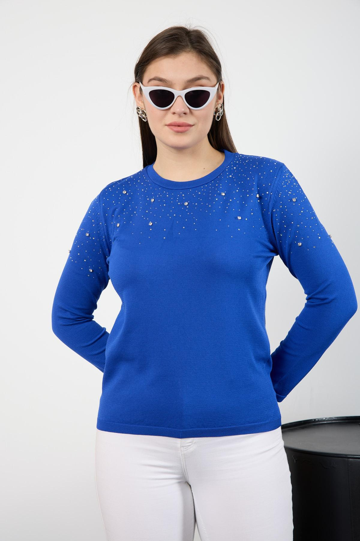Wholesale Women Sax Blue Crew Neck Knit Blouse Adorned with Rhinestones 725227