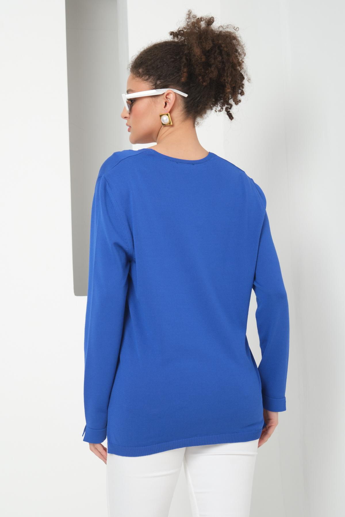 Wholesale Women Sax Blue V-Neck Cut-Out Knit Blouse with Side Slits 724806