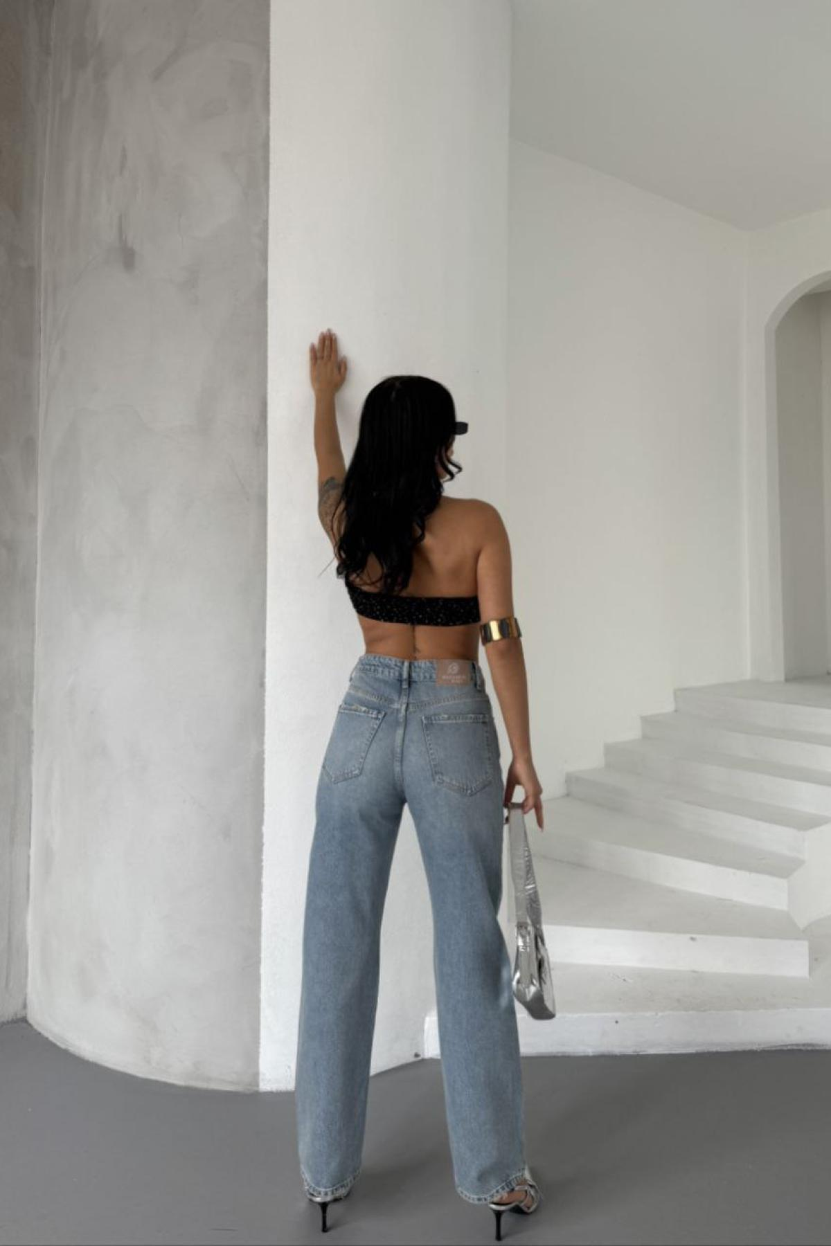 Wholesale Women Sky Blue Wide Leg Jeans 737483