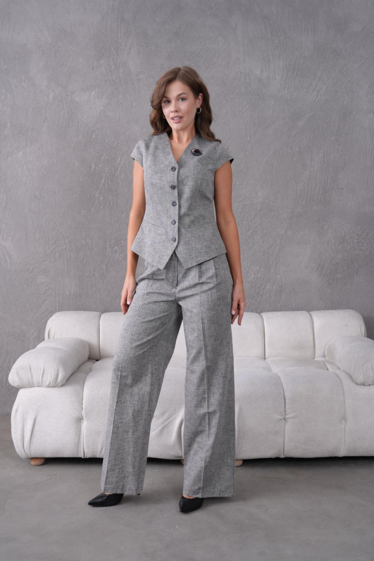 Wholesale Women Small Sizes Black Brooch Linen Two Piece Suit  Vest and Pants Set 737186