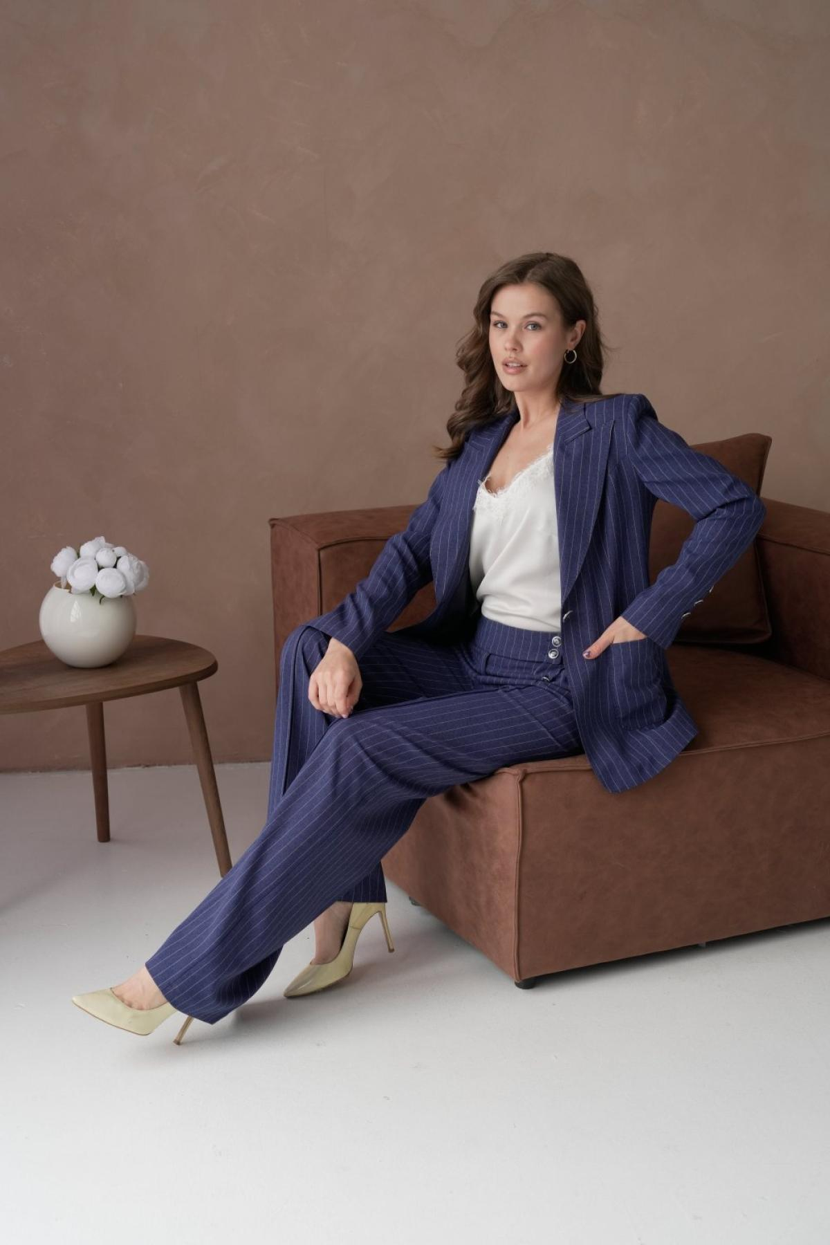 Wholesale Women Small Sizes Navy Striped Patterned Two Piece Suit Blazer and Pants Set 737226