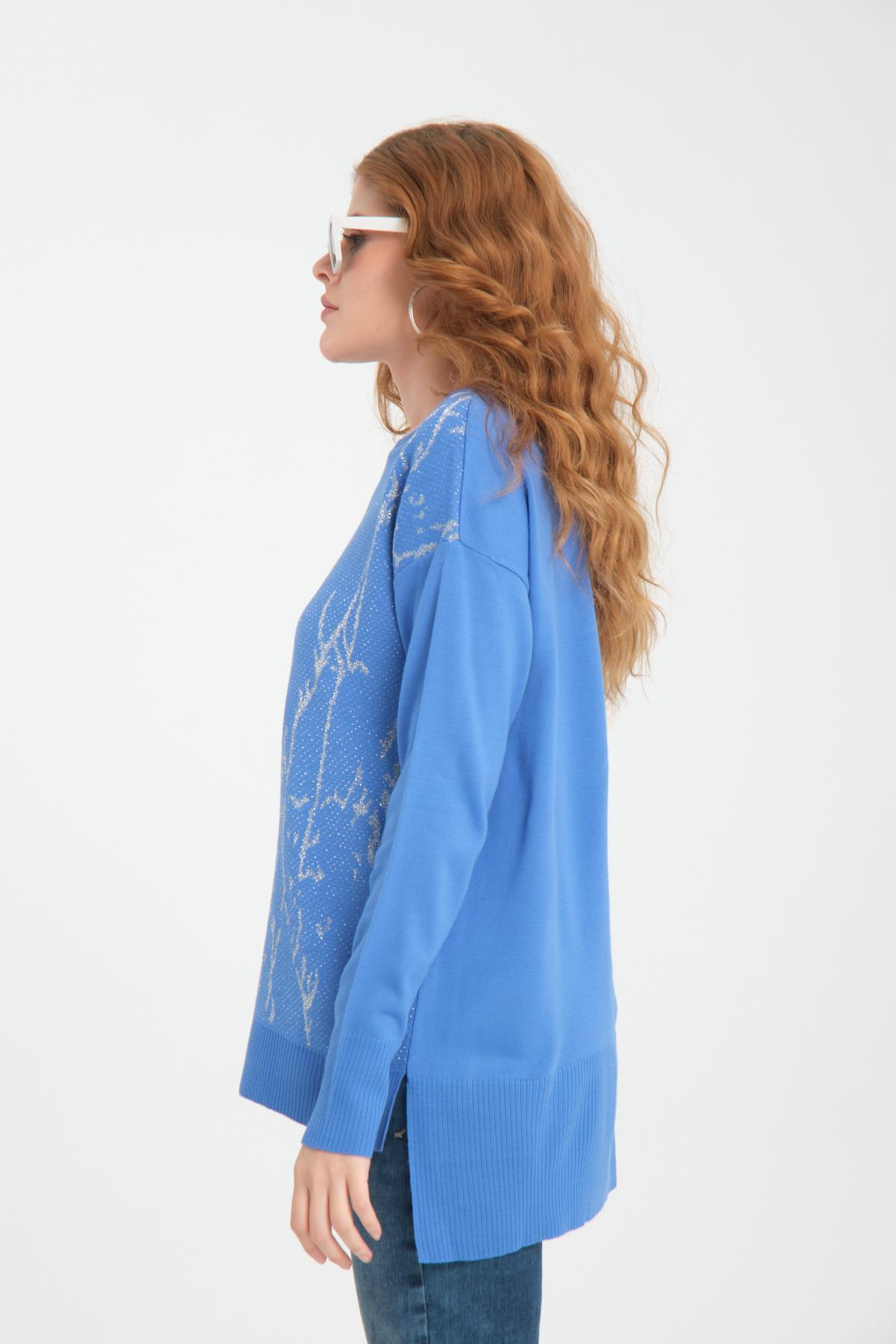 Wholesale Women Vista Blue Glitter Crew-Neck Sweaters 710994