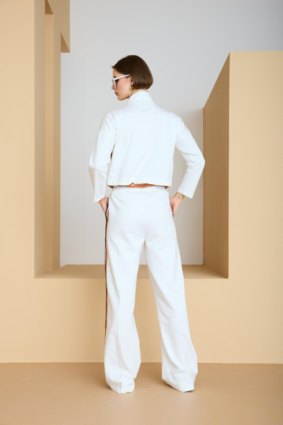 Wholesale Women White-Copper Zip Up Cropped Jacket and Side Stripes Pants Set 729240