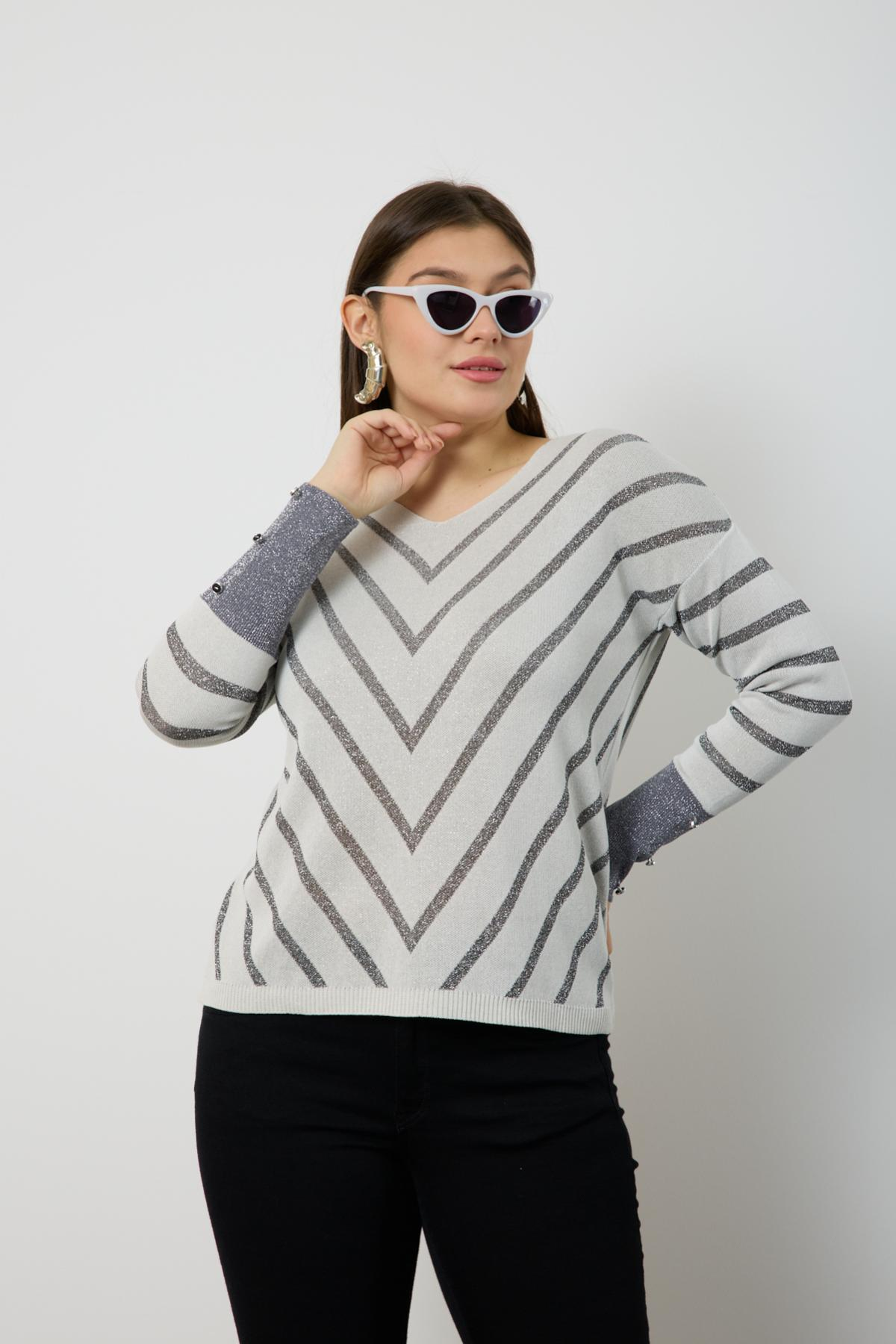 Wholesale Women White Glitter V Neck Knit Blouse with Buttons on Sleeves 724818