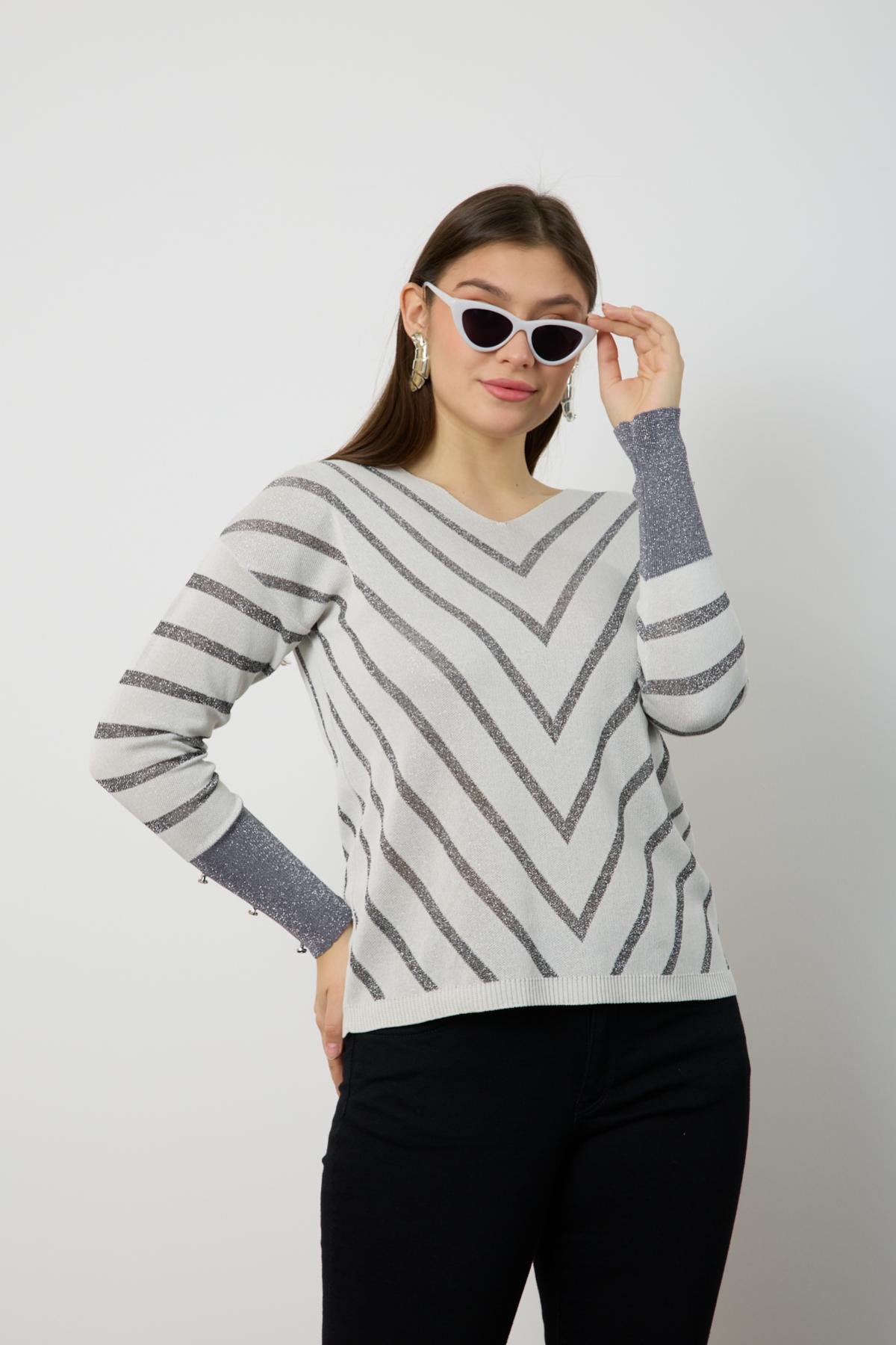 Wholesale Women White Glitter V Neck Knit Blouse with Buttons on Sleeves 724818