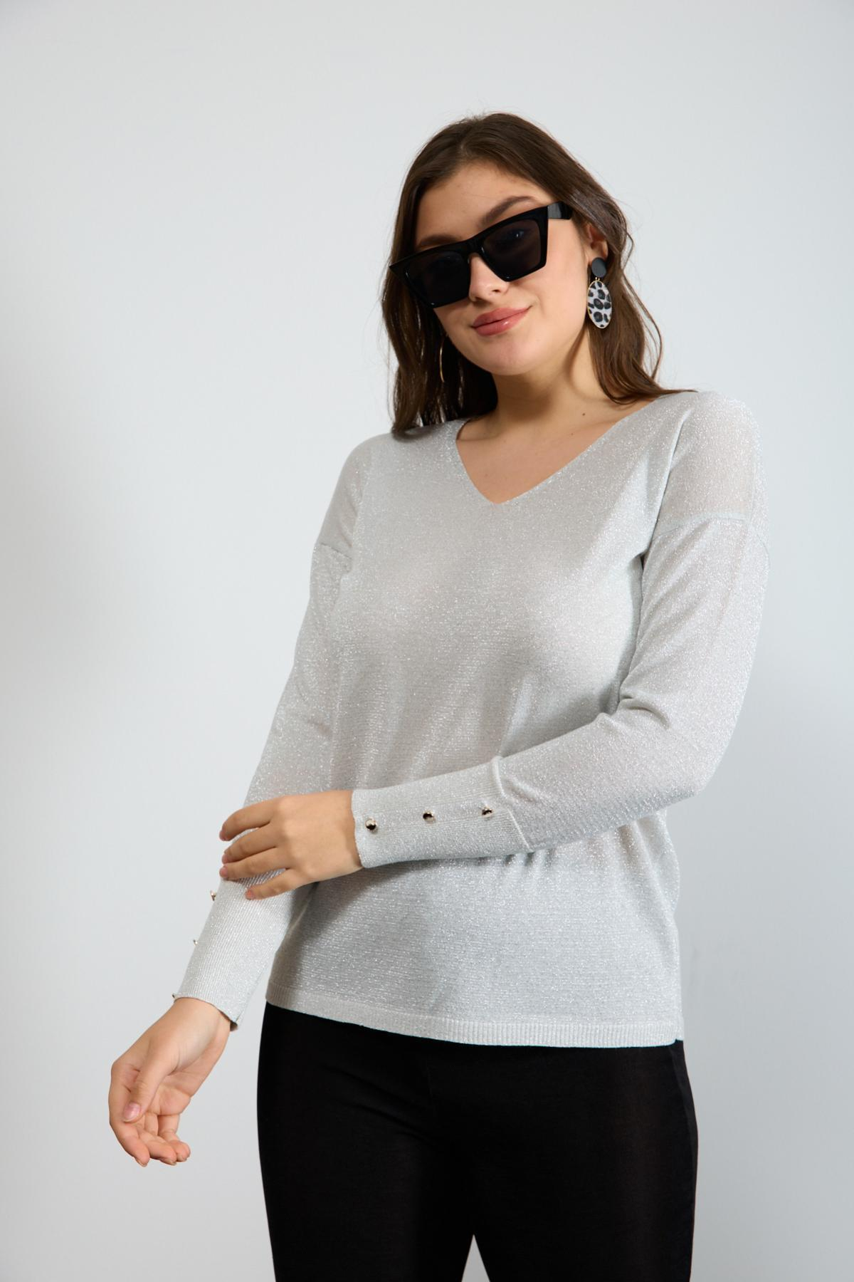Wholesale Women White Glittery V Neck Knit Blouse with Wide Cuffs 724840