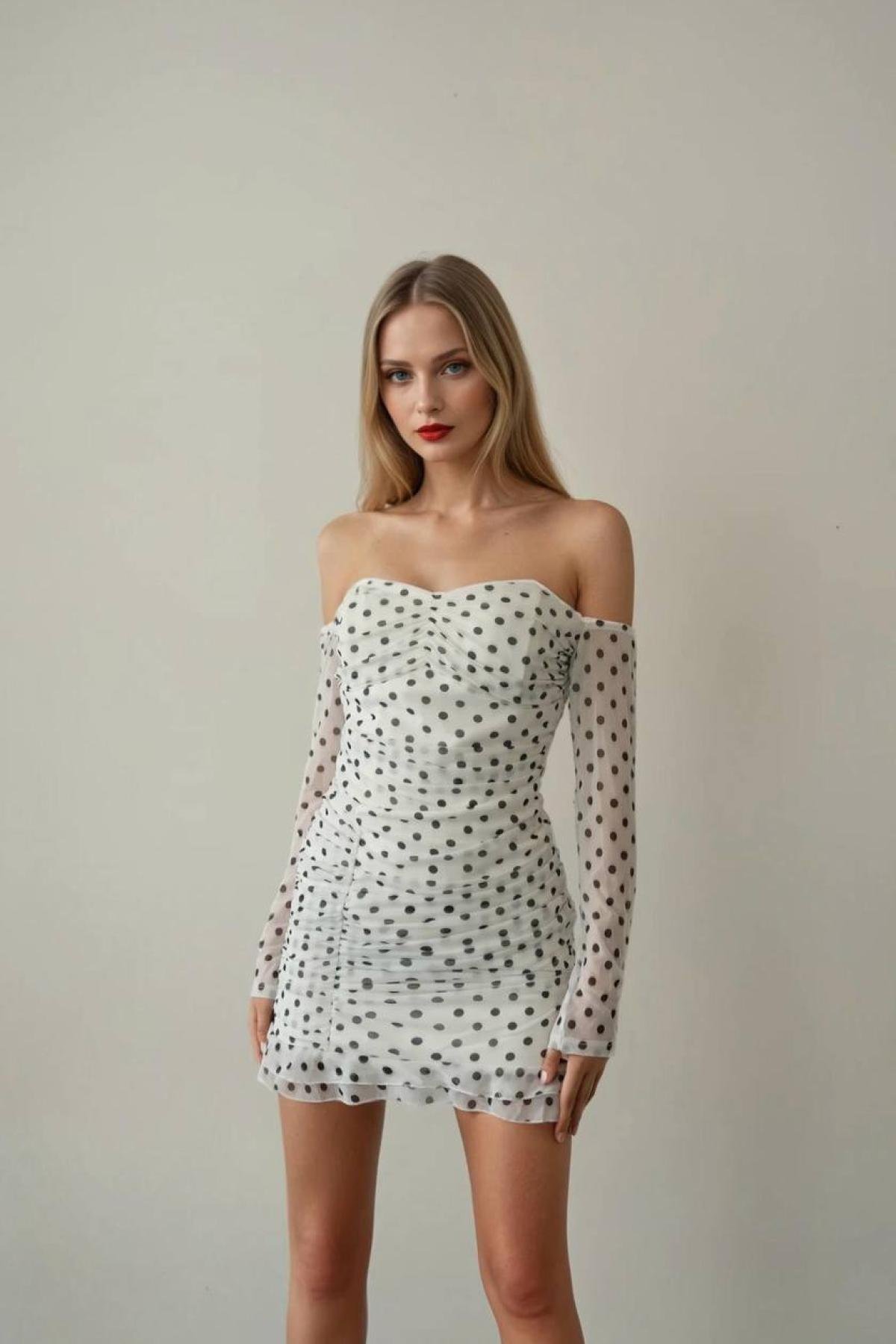 Wholesale Women White Mini Dress 731827