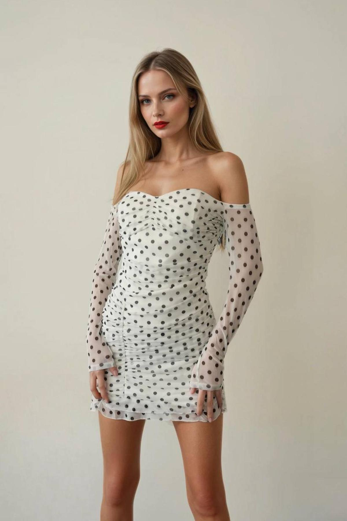 Wholesale Women White Mini Dress 731827