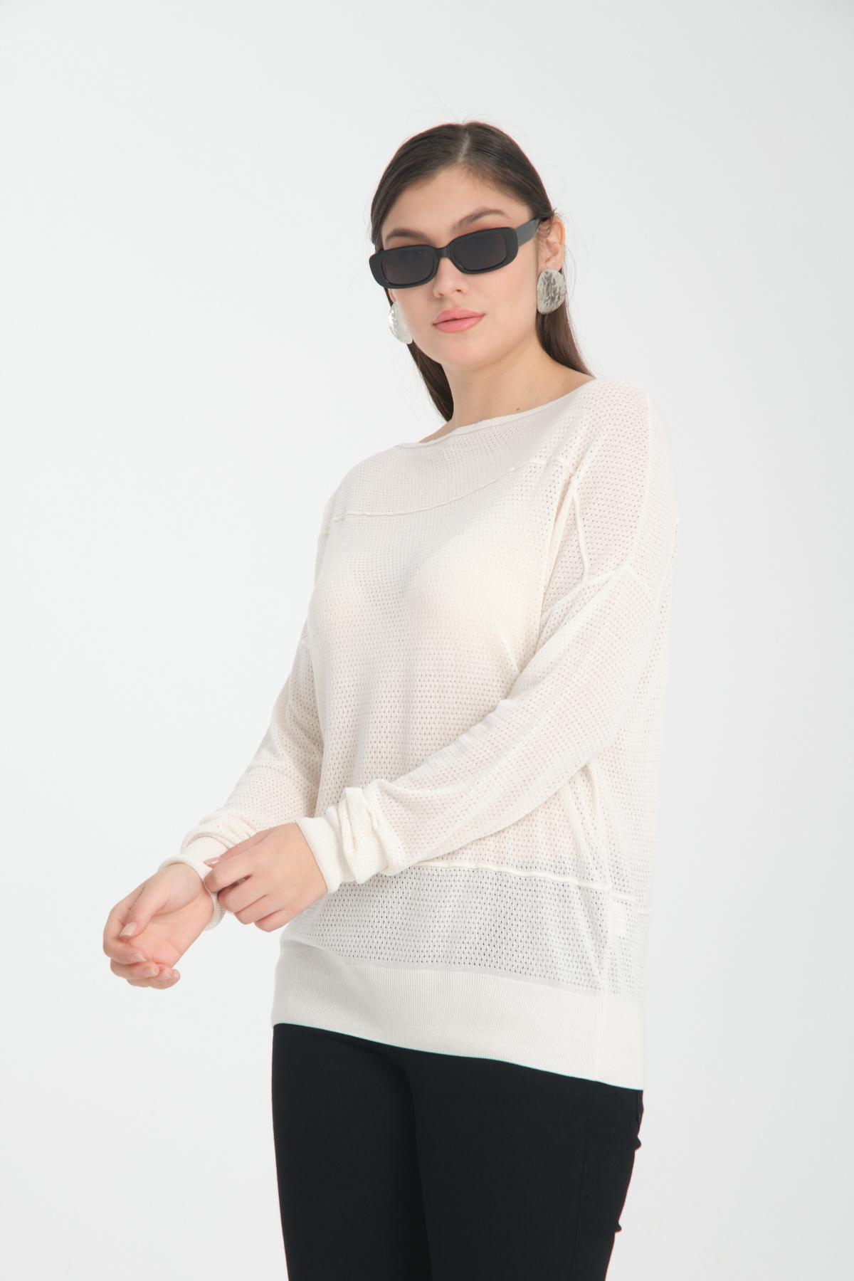 Wholesale Women White Openwork Boat Neck Knit Blouse 722635
