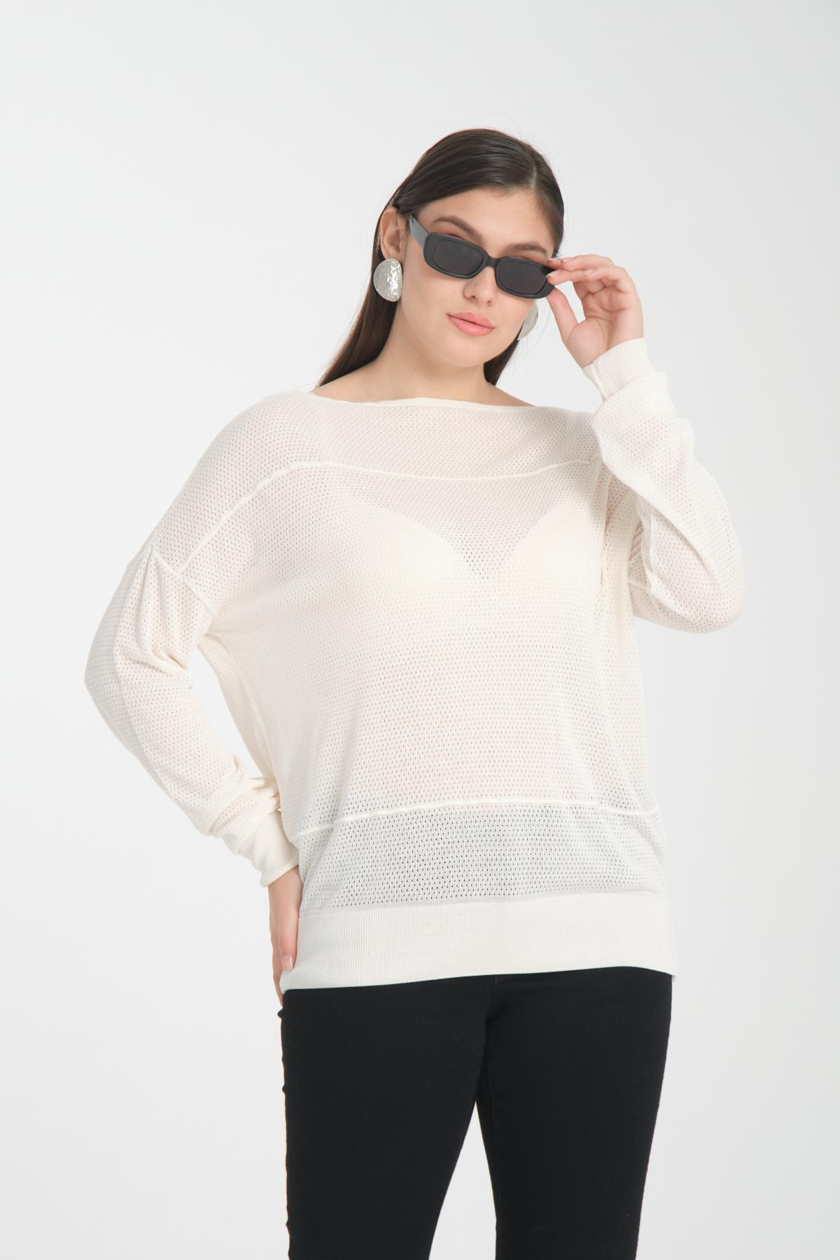 Wholesale Women White Openwork Boat Neck Knit Blouse 722635