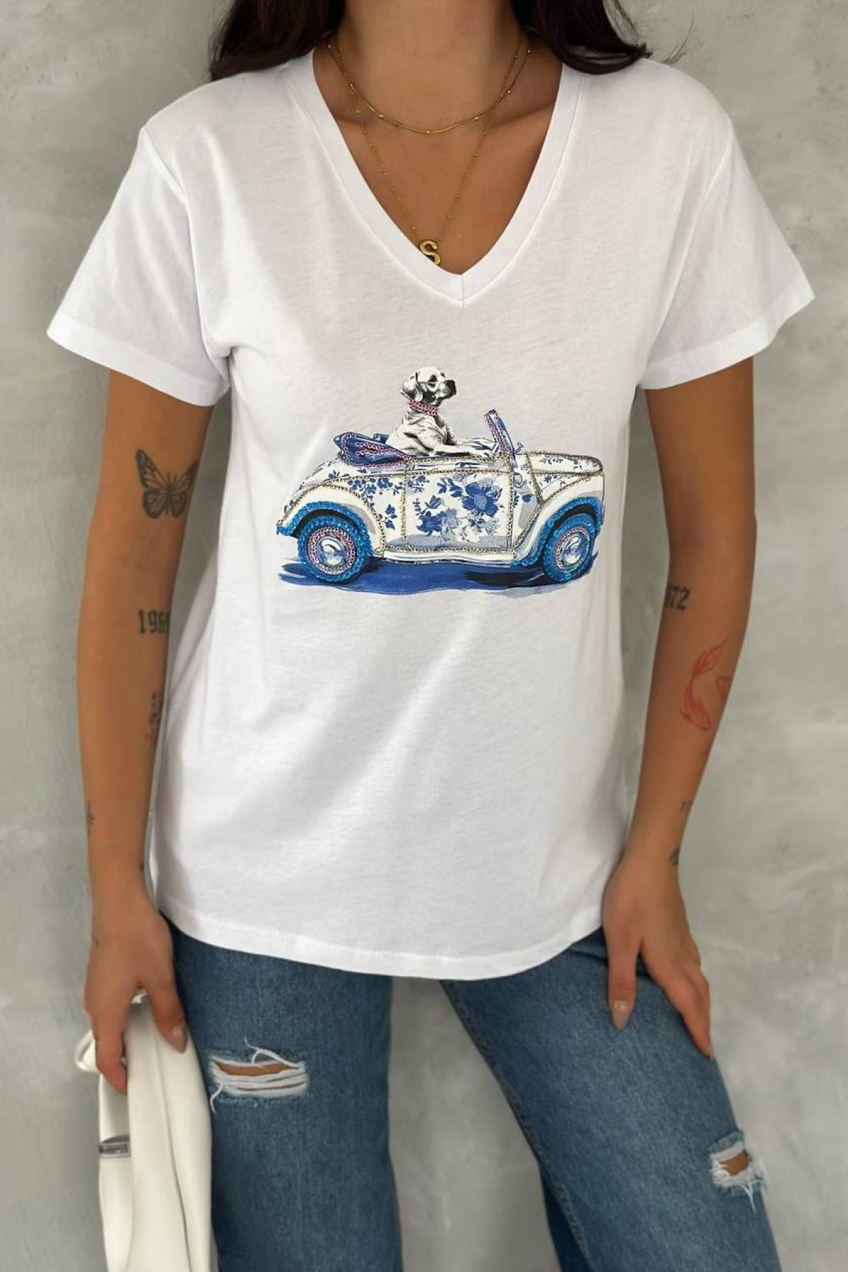 Wholesale Women White Printed V-Neck T-shirt 720124