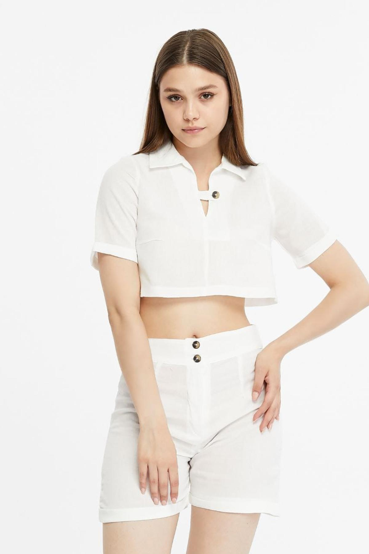 Wholesale Women White Shirt and Shorts Set 722401