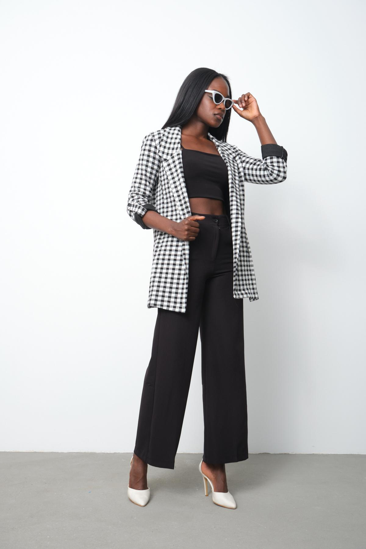 Wholesale Women White Single Breasted Lined Blazer 706403