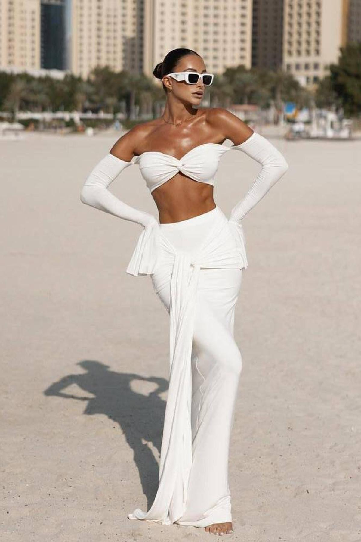 Wholesale Women White Skirt Suit 733884