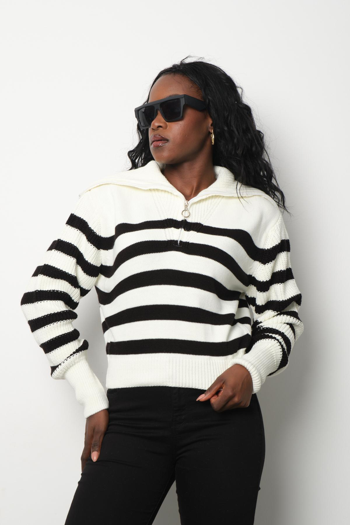 Wholesale Women White Striped Zip Neck Knit Blouse 713313