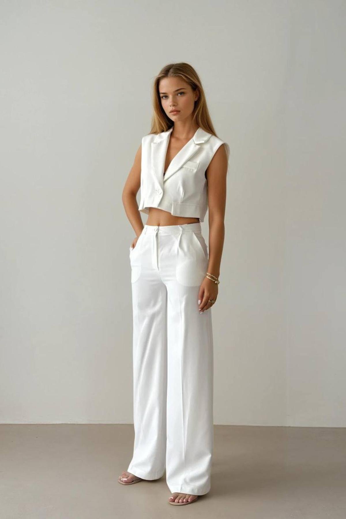 Wholesale Women White Suit 730005