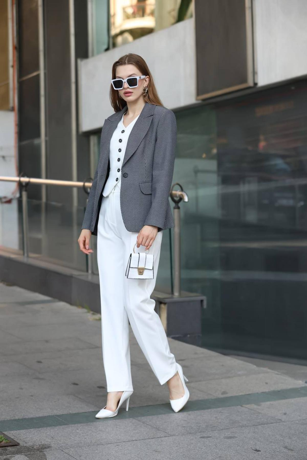 Wholesale Women White Three Piece Suit Blazer Vest and Pants Set 718307