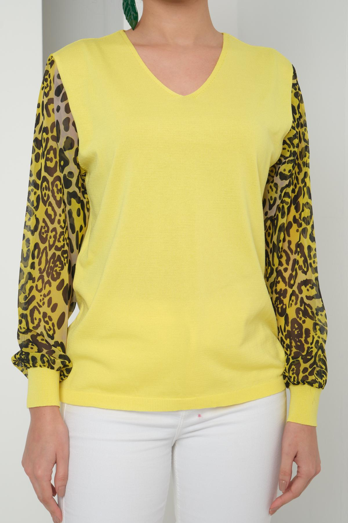 Wholesale Women Yellow V Neck Knit Blouse with Chiffon Sleeves 724779
