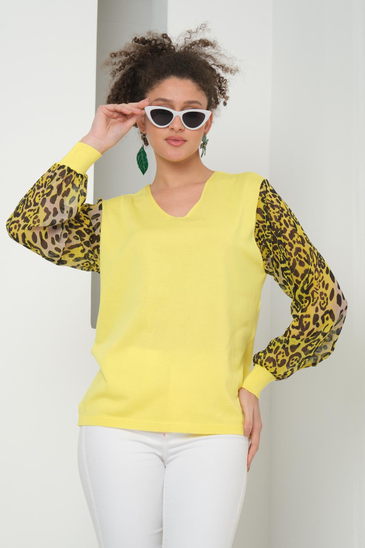 Wholesale Women Yellow V Neck Knit Blouse with Chiffon Sleeves 724779