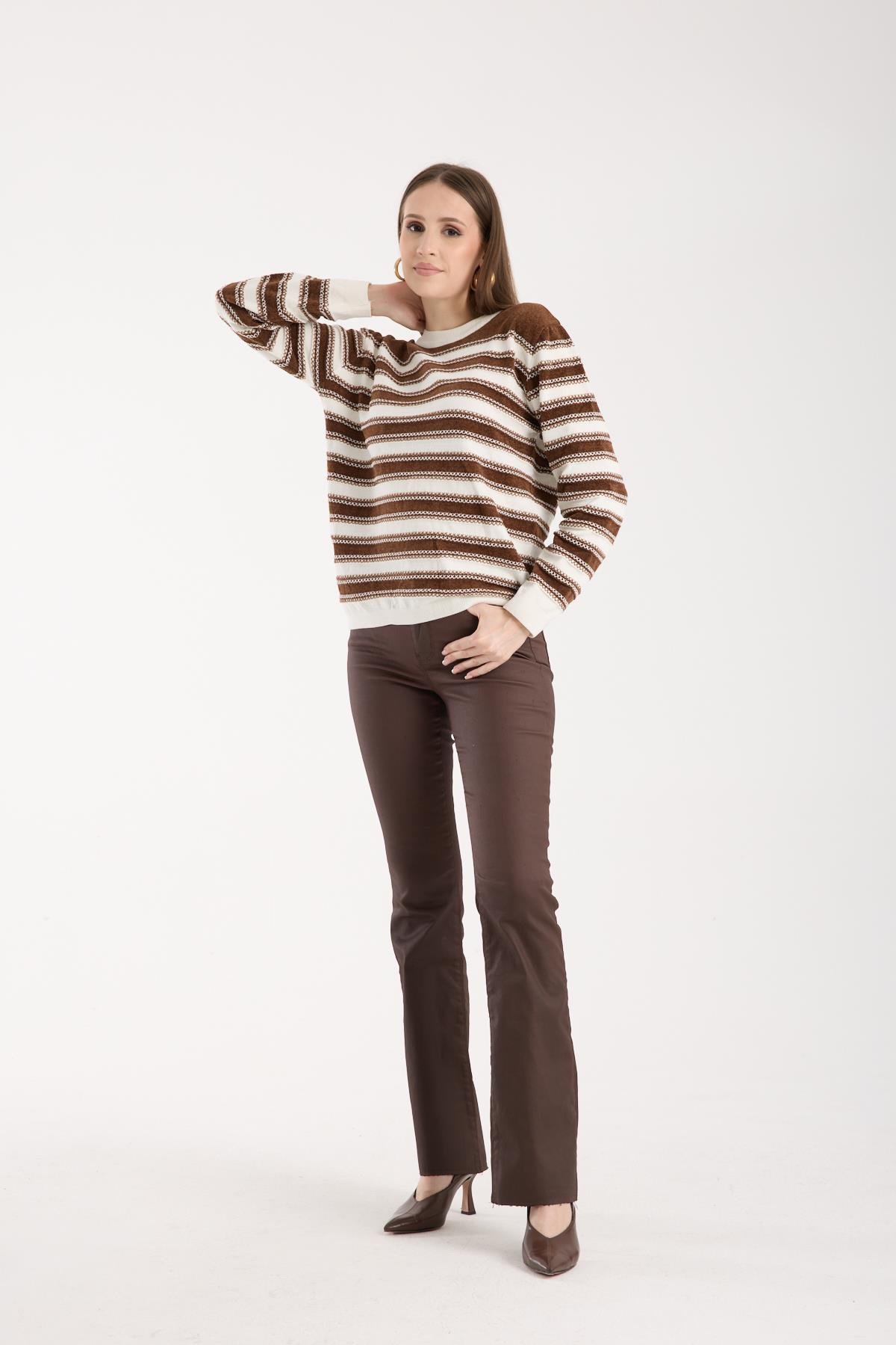 Wholesale Women's Brown-White Chenille Velvet Striped Crew-Neck Knit Blouse 0095W26-9004