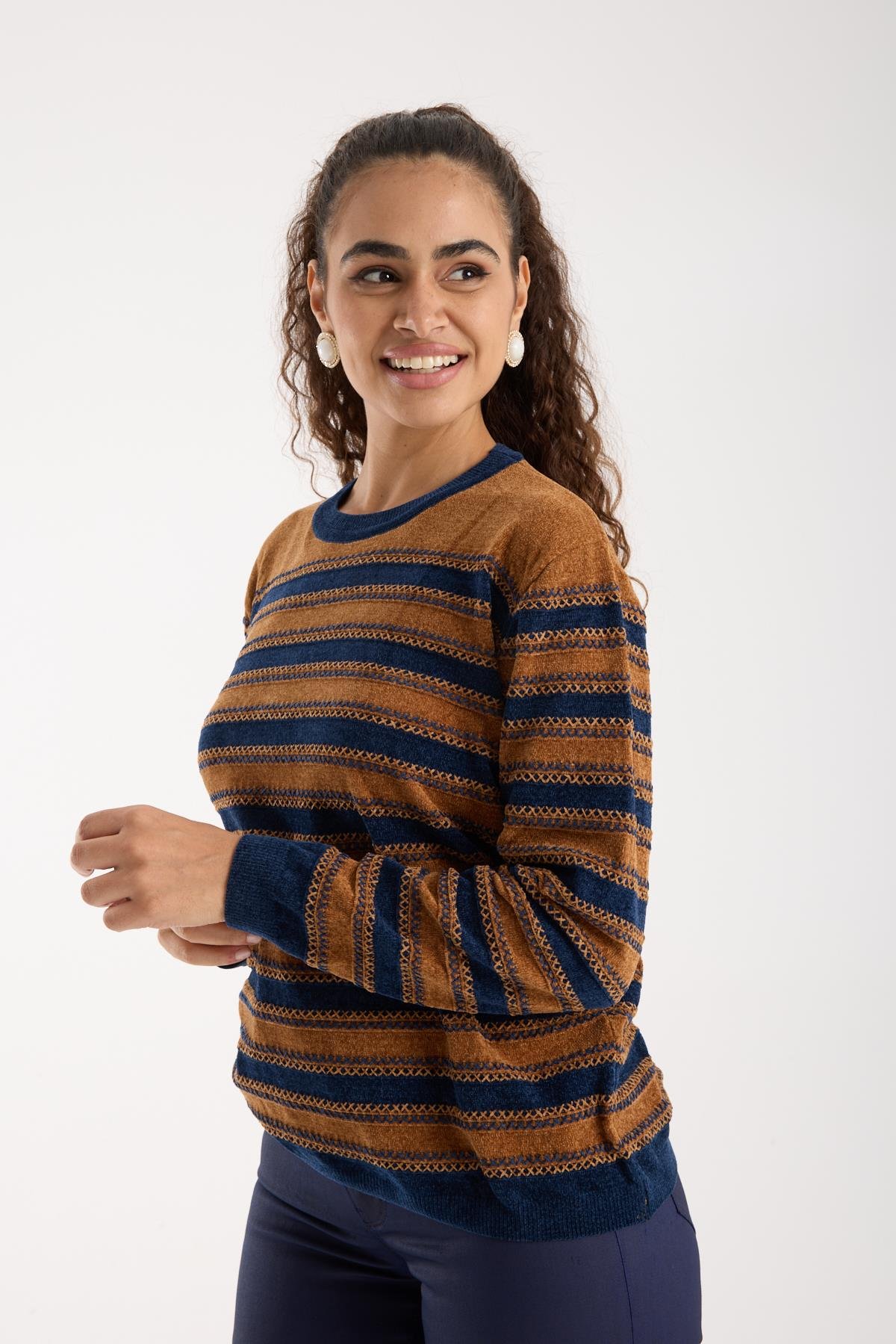 Wholesale Women's Camel-Navy Chenille Velvet Striped Crew-Neck Knit Blouse 0095W26-9004