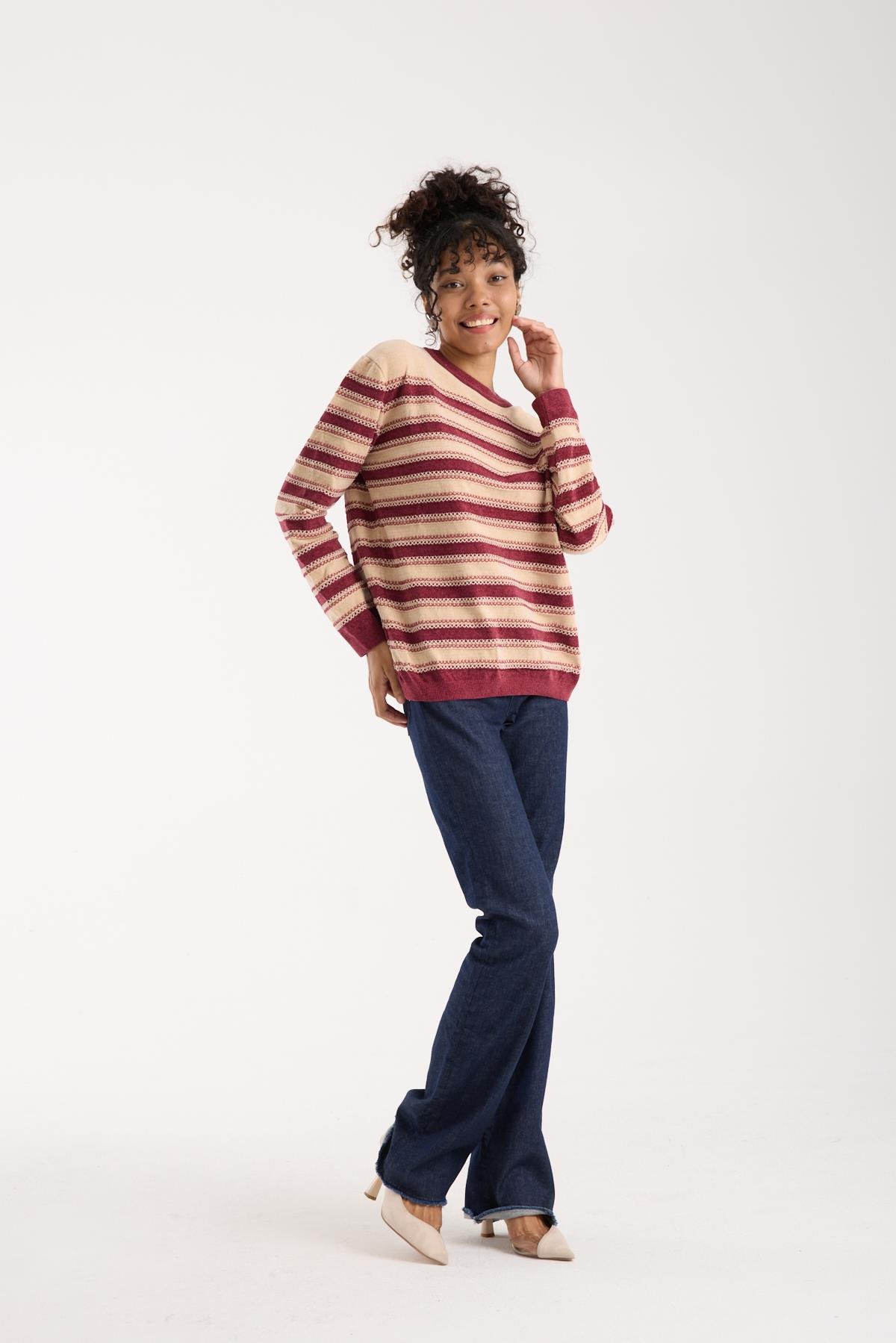 Wholesale Women's Cream-Burgundy Chenille Velvet Striped Crew-Neck Knit Blouse 0095W26-9004