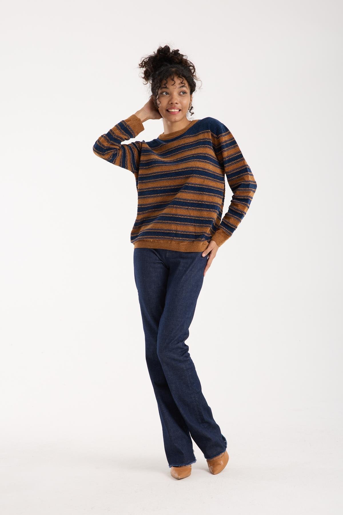 Wholesale Women's Navy-Camel Chenille Velvet Striped Crew-Neck Knit Blouse 0095W26-9004