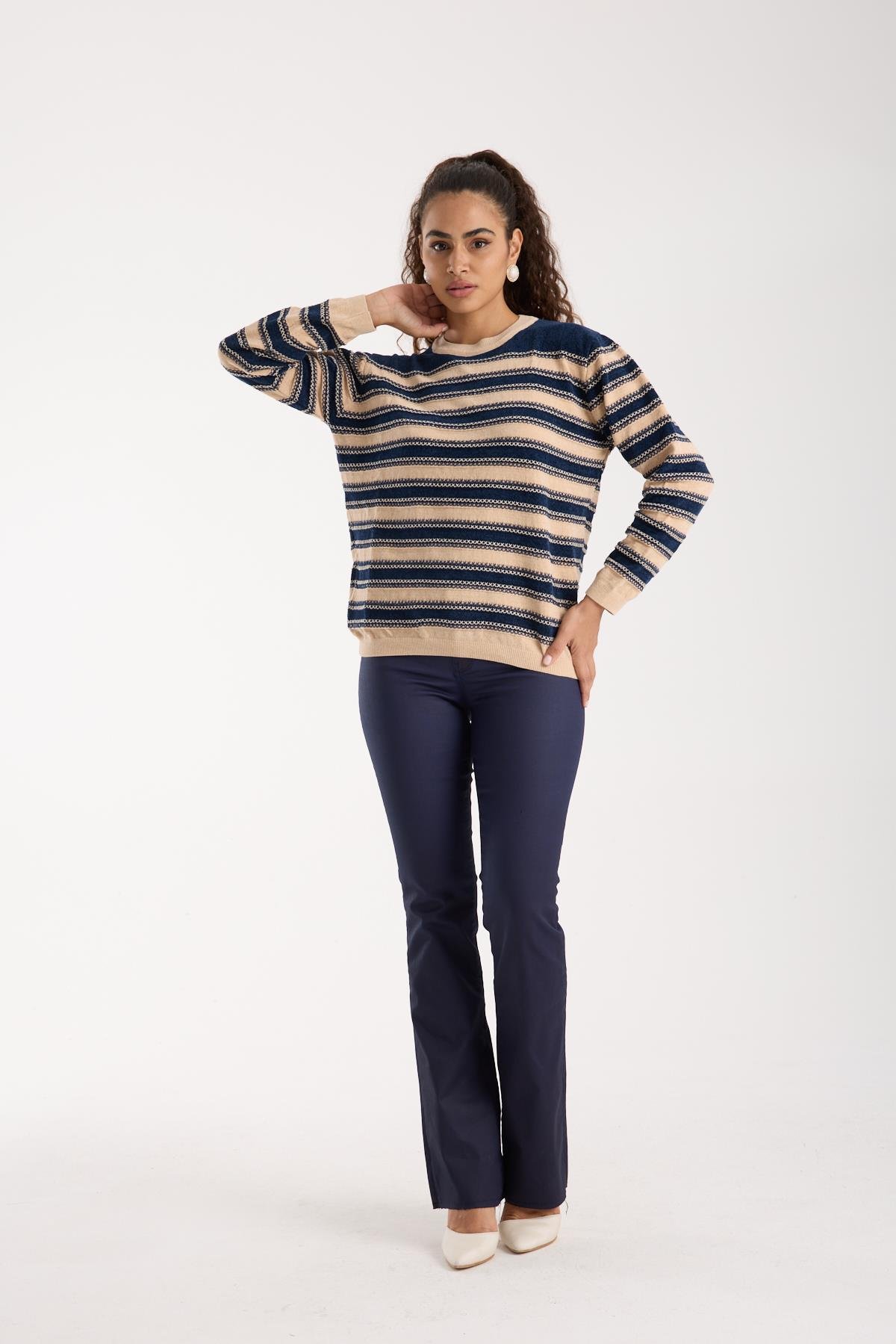 Wholesale Women's Navy-Cream Chenille Velvet Striped Crew-Neck Knit Blouse 0095W26-9004