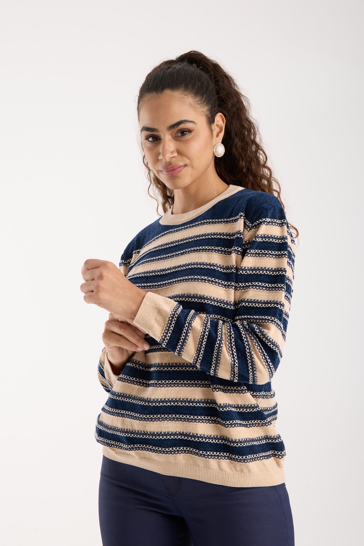 Wholesale Women's Navy-Cream Chenille Velvet Striped Crew-Neck Knit Blouse 0095W26-9004