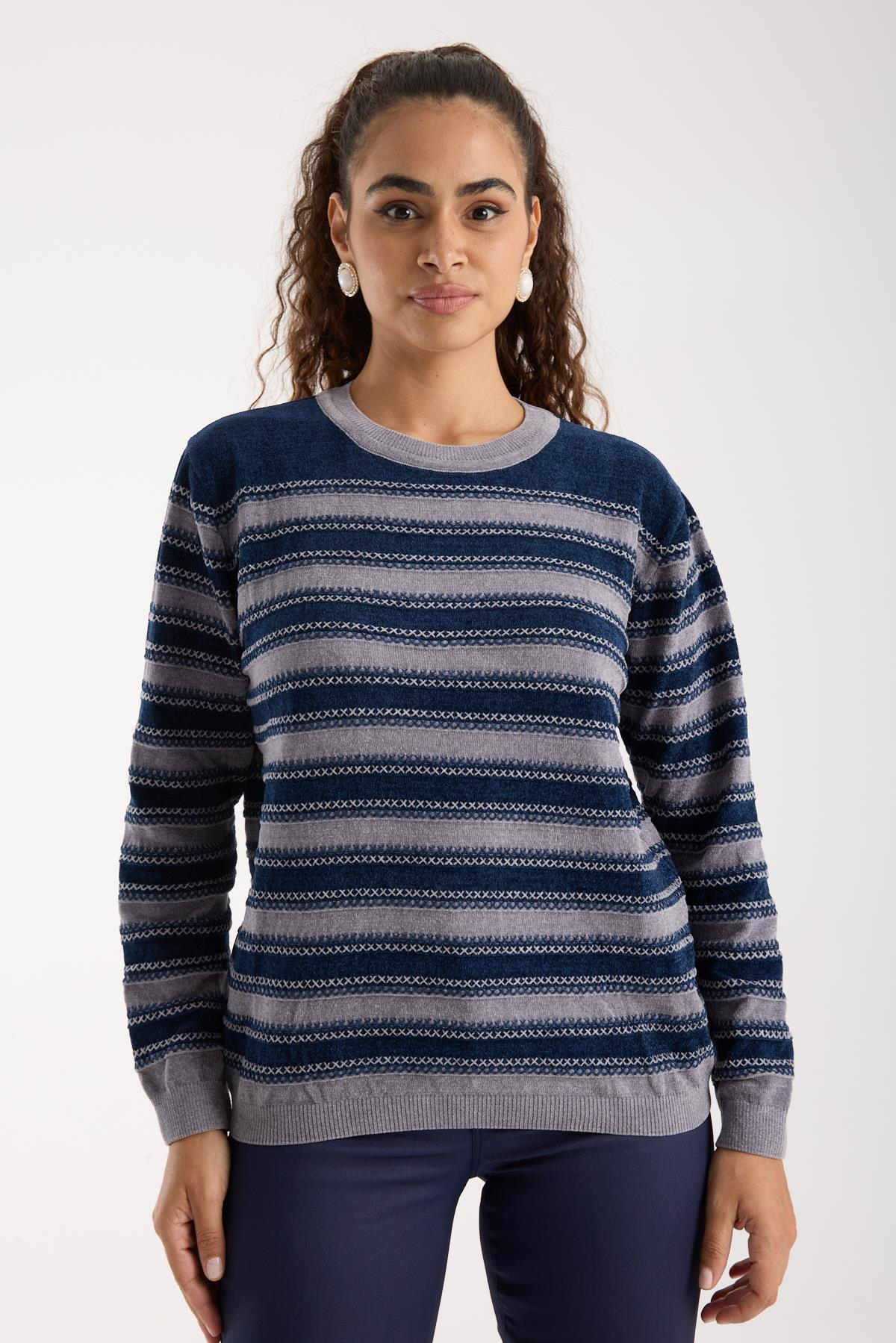 Wholesale Women's Navy-Gray Chenille Velvet Striped Crew-Neck Knit Blouse 0095W26-9004