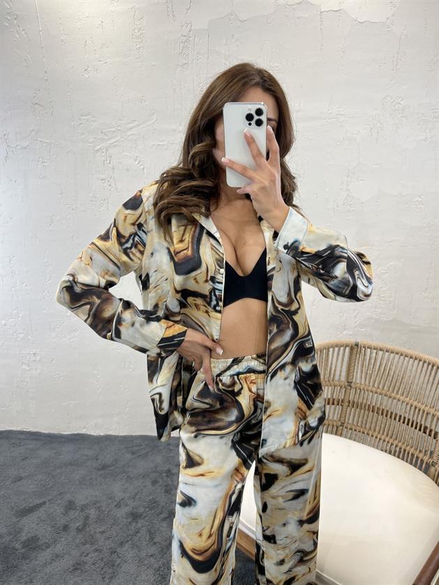 wholesale-womens-suit-prato-a78c3d.jpg