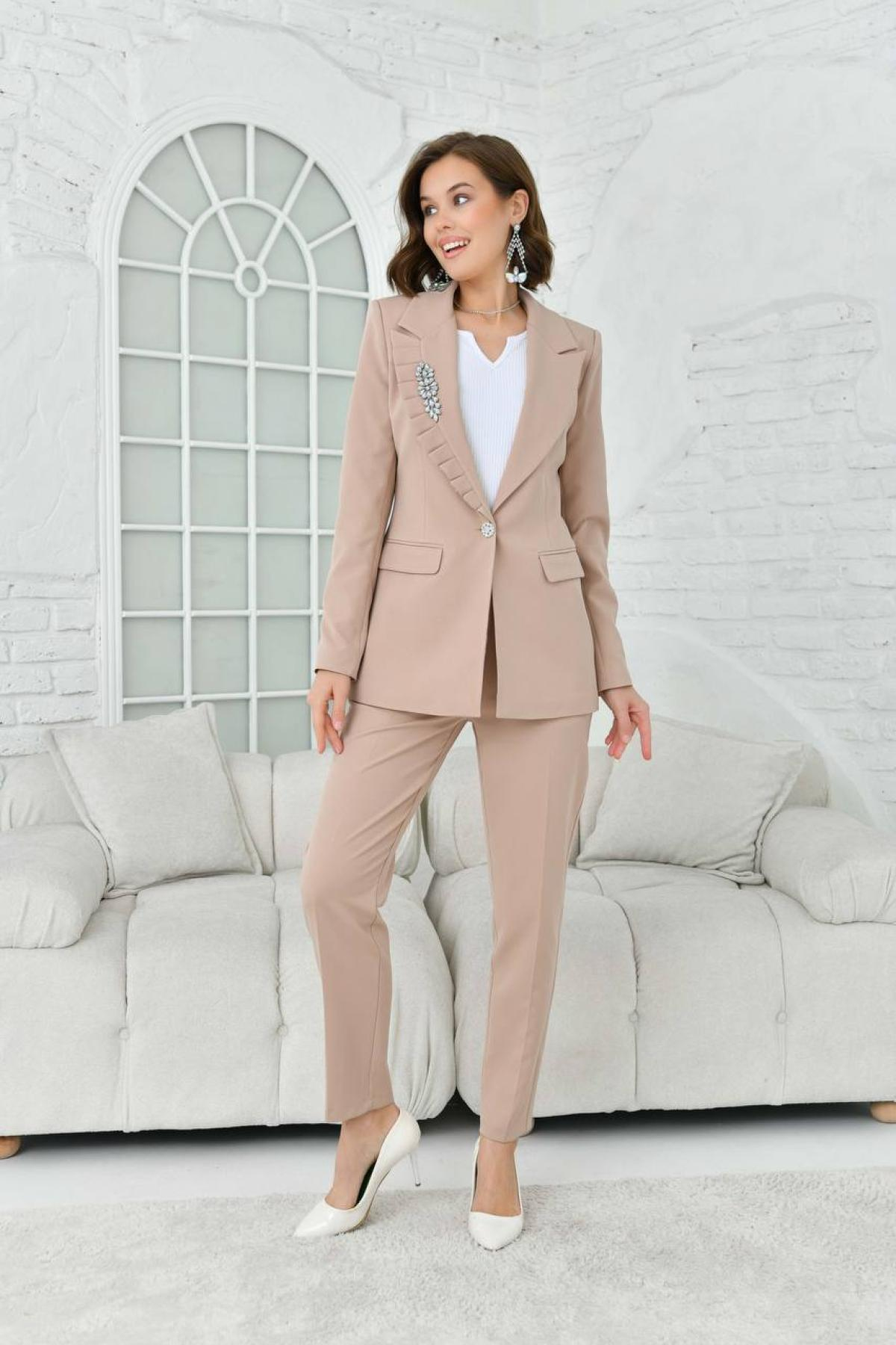 Women blazer jacket and pants suit Plus size wholesale Beige color 696950