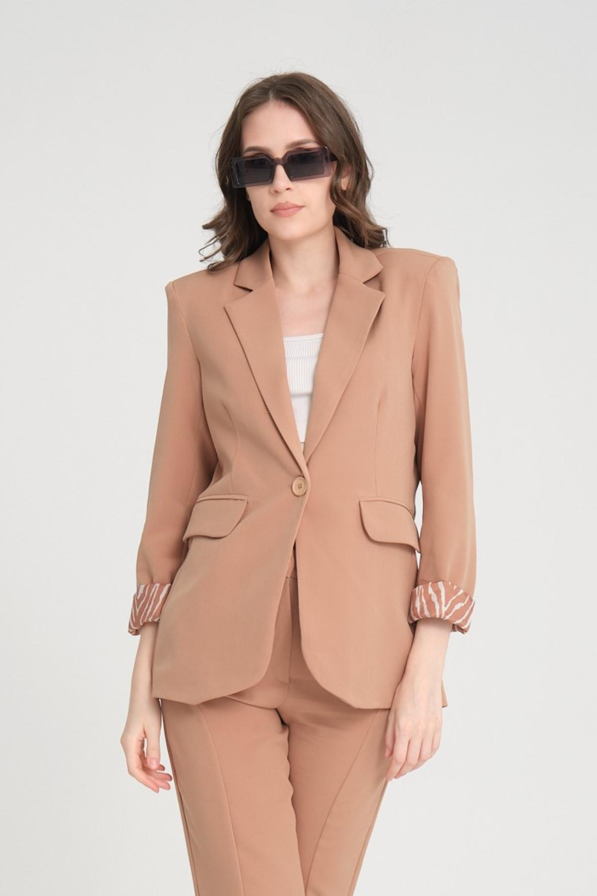 Women blazer suit jacket lined wholesale Beige color 698858