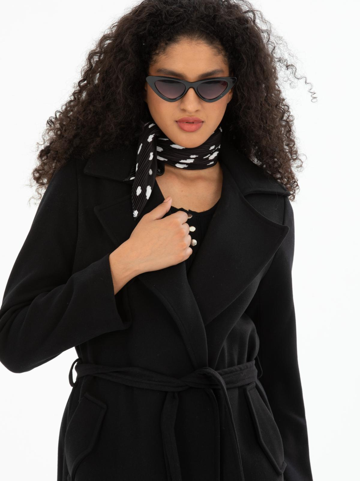 Women coat with belt wholesale Black color 670486